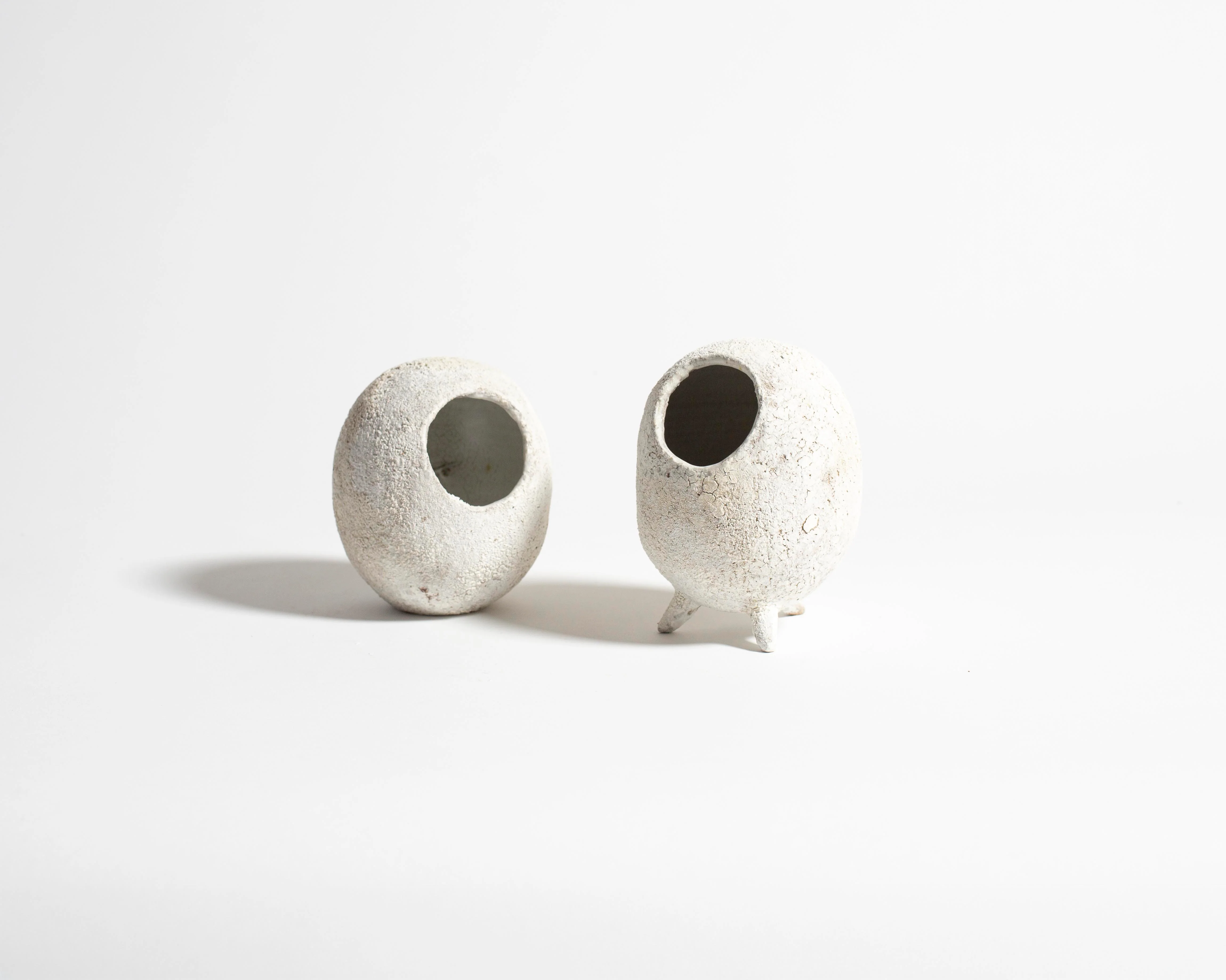 Akiko Hirai Laughing Cocoon Sugar Jar in White - Image 6