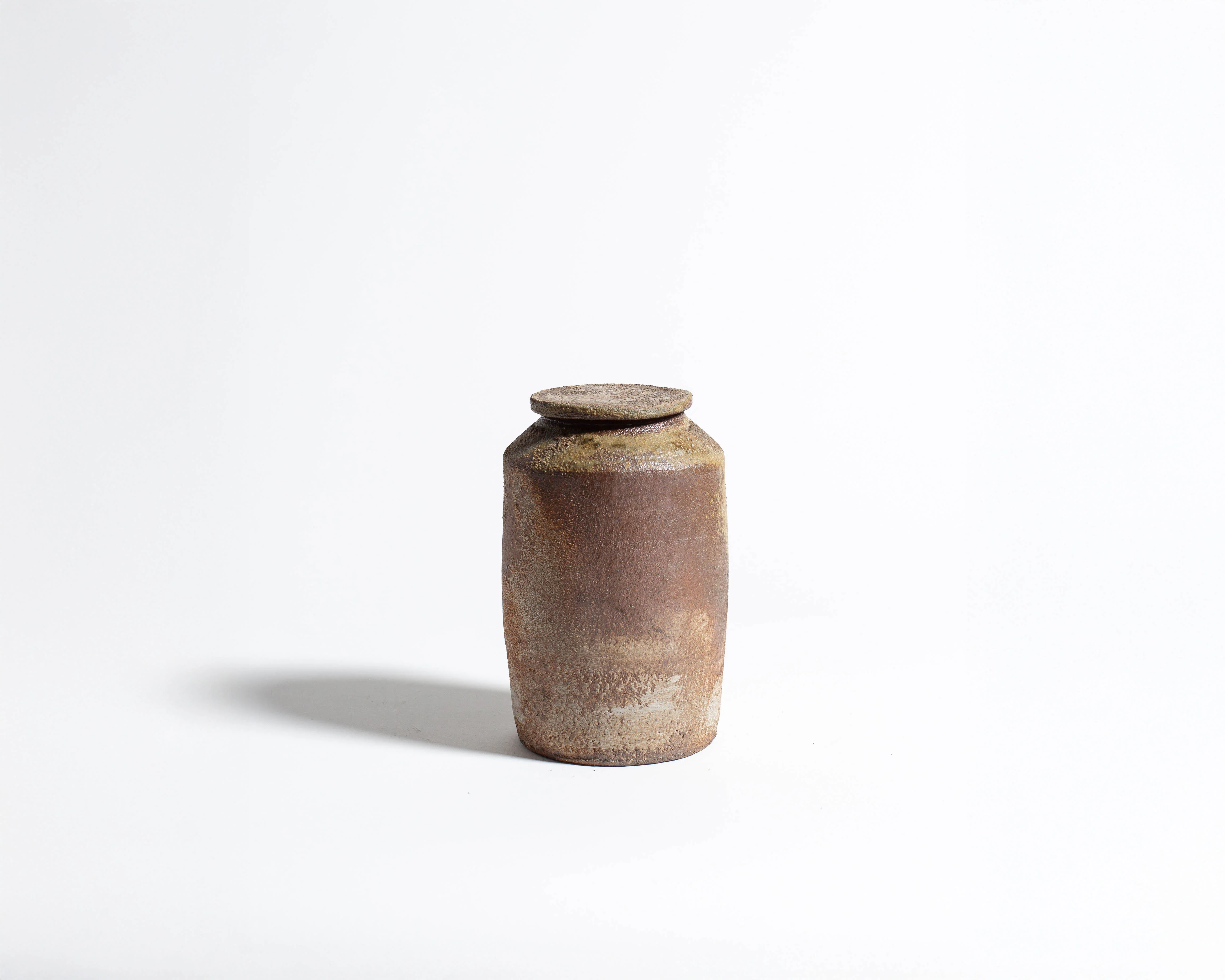 Akiko Hirai Tall Wood Fire Effect Tea Caddy in Beige