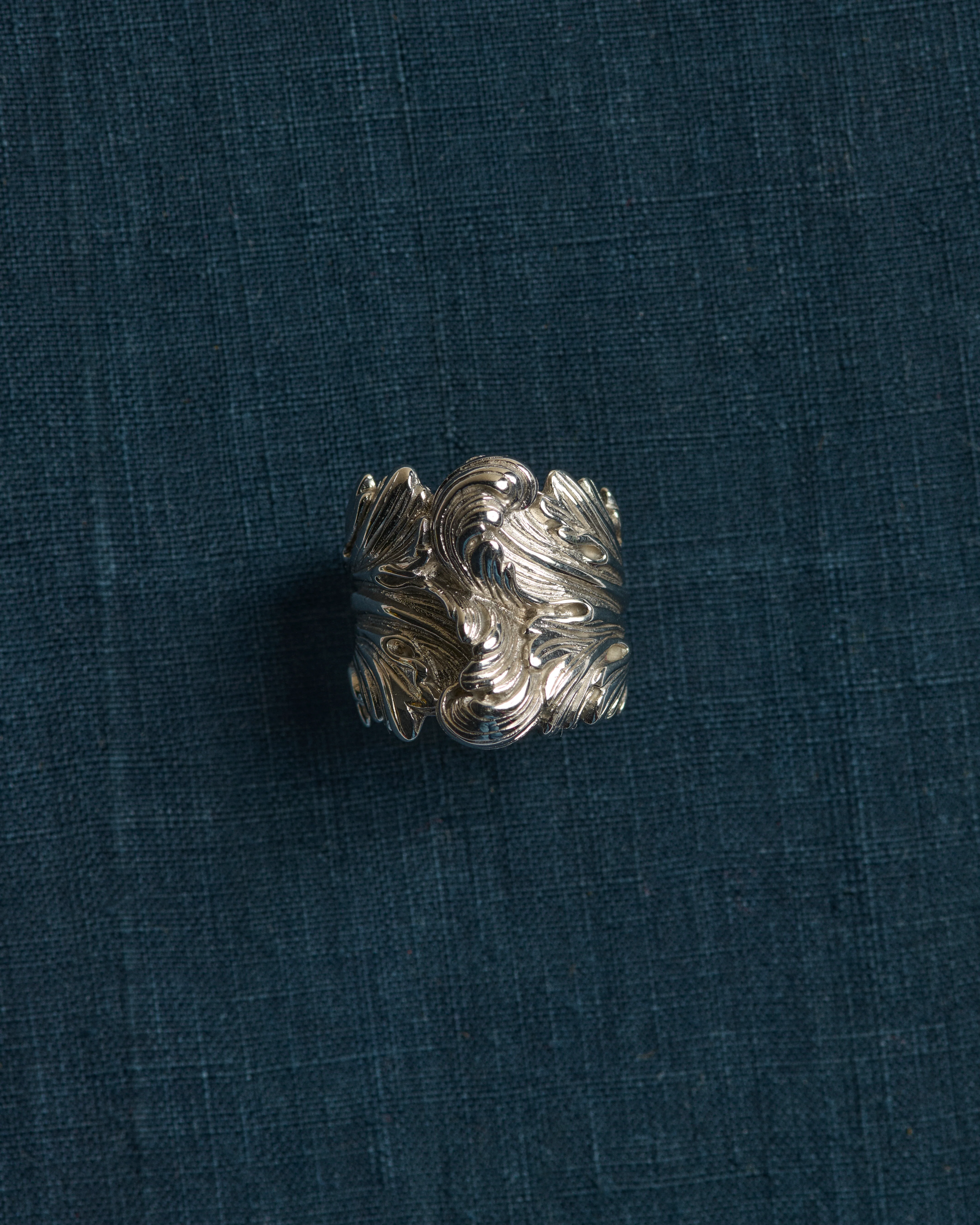 BAROQUE CASTED RING IN 18KT WHITE GOLD - Image 4