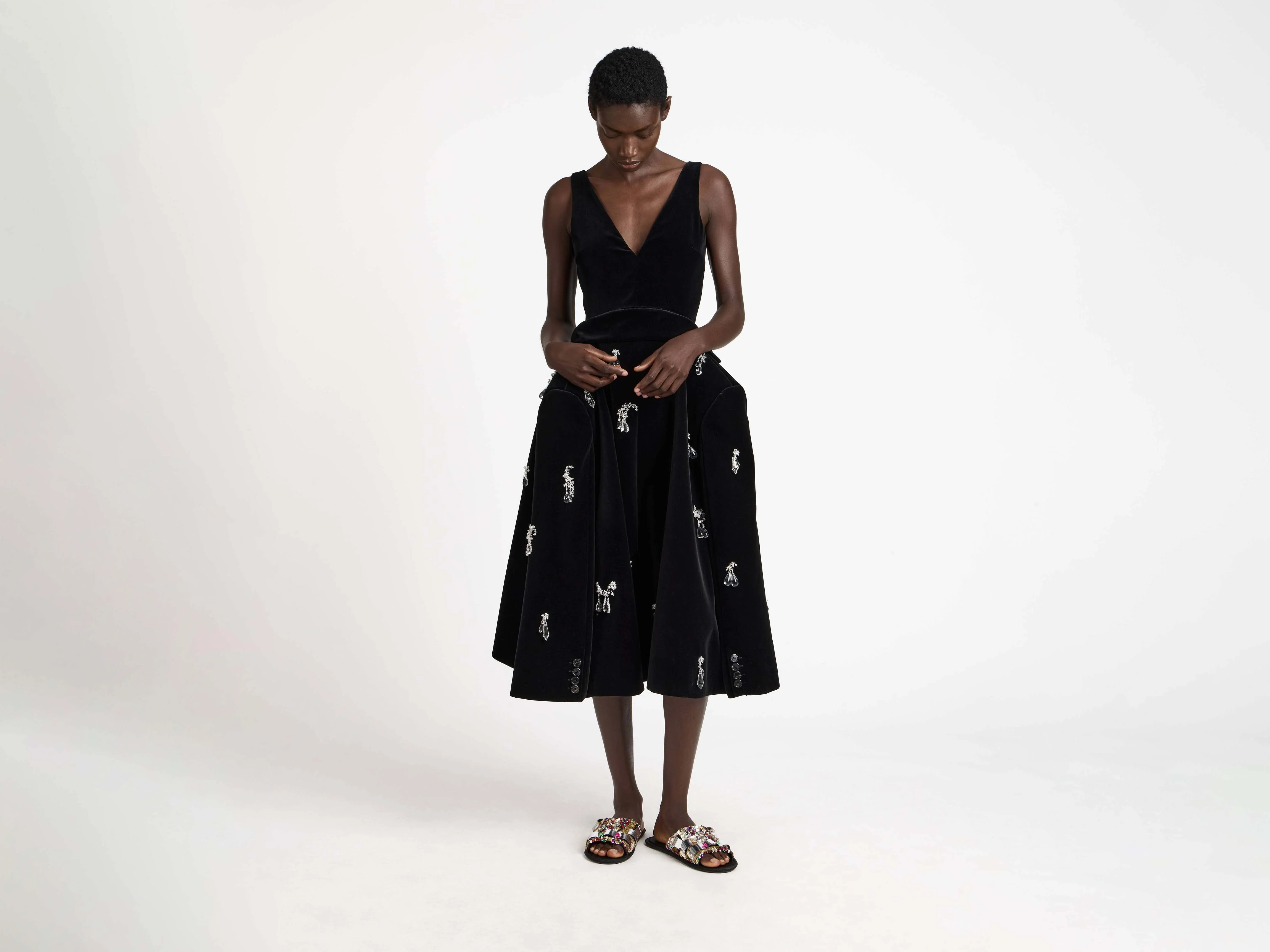 WOMENS STRUCTURED EMBELLISHED DRESS IN BLACK