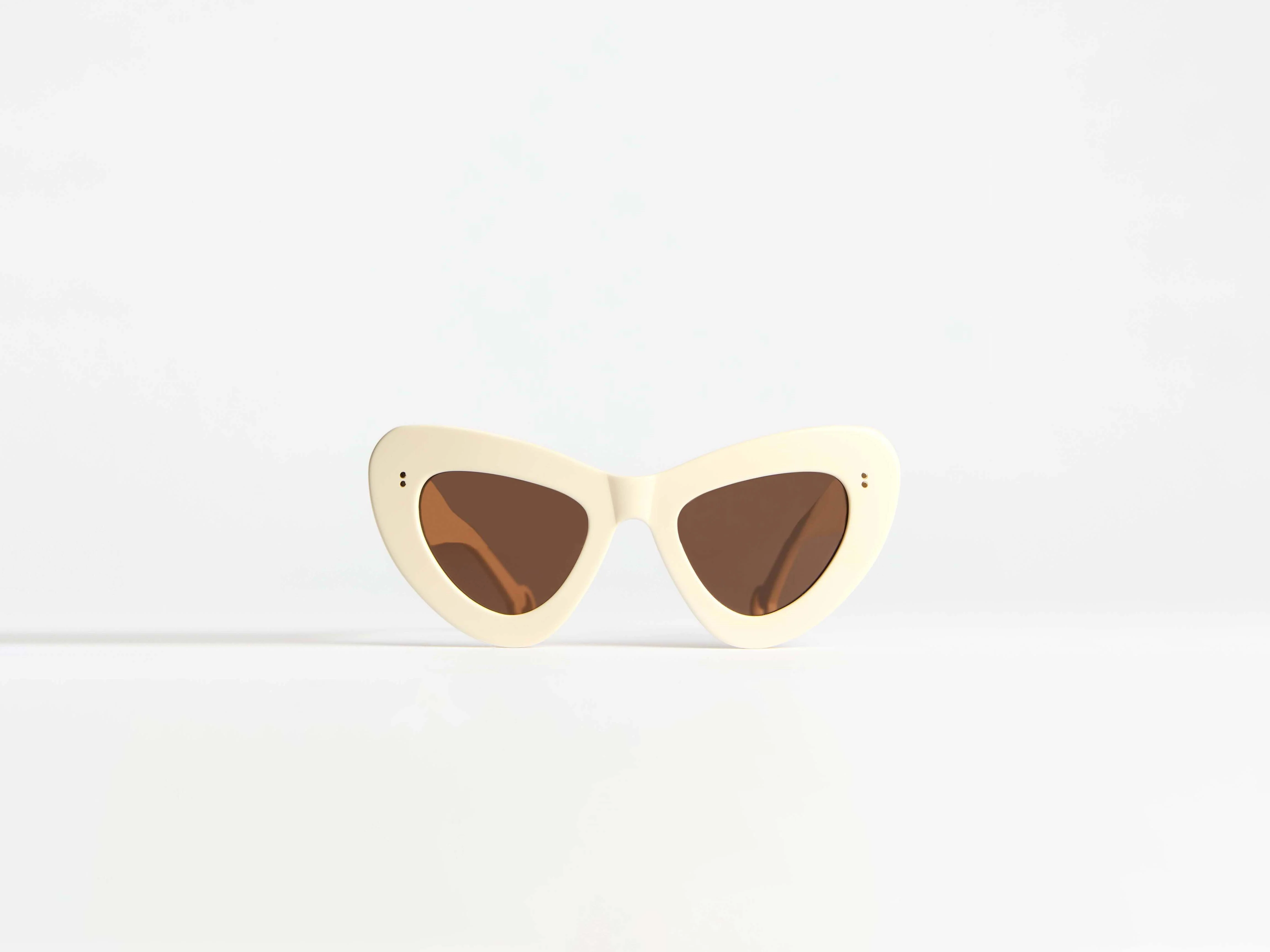 JWA06 BUTTERFLY SUNGLASSES IN OFF-WHITE - Image 5
