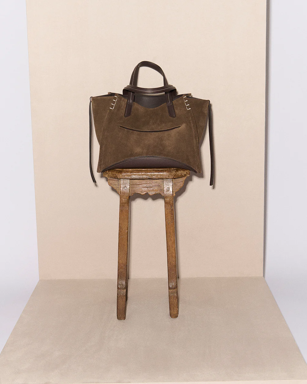LOAFER CABAS BAG IN BROWN SUEDE - Image 8