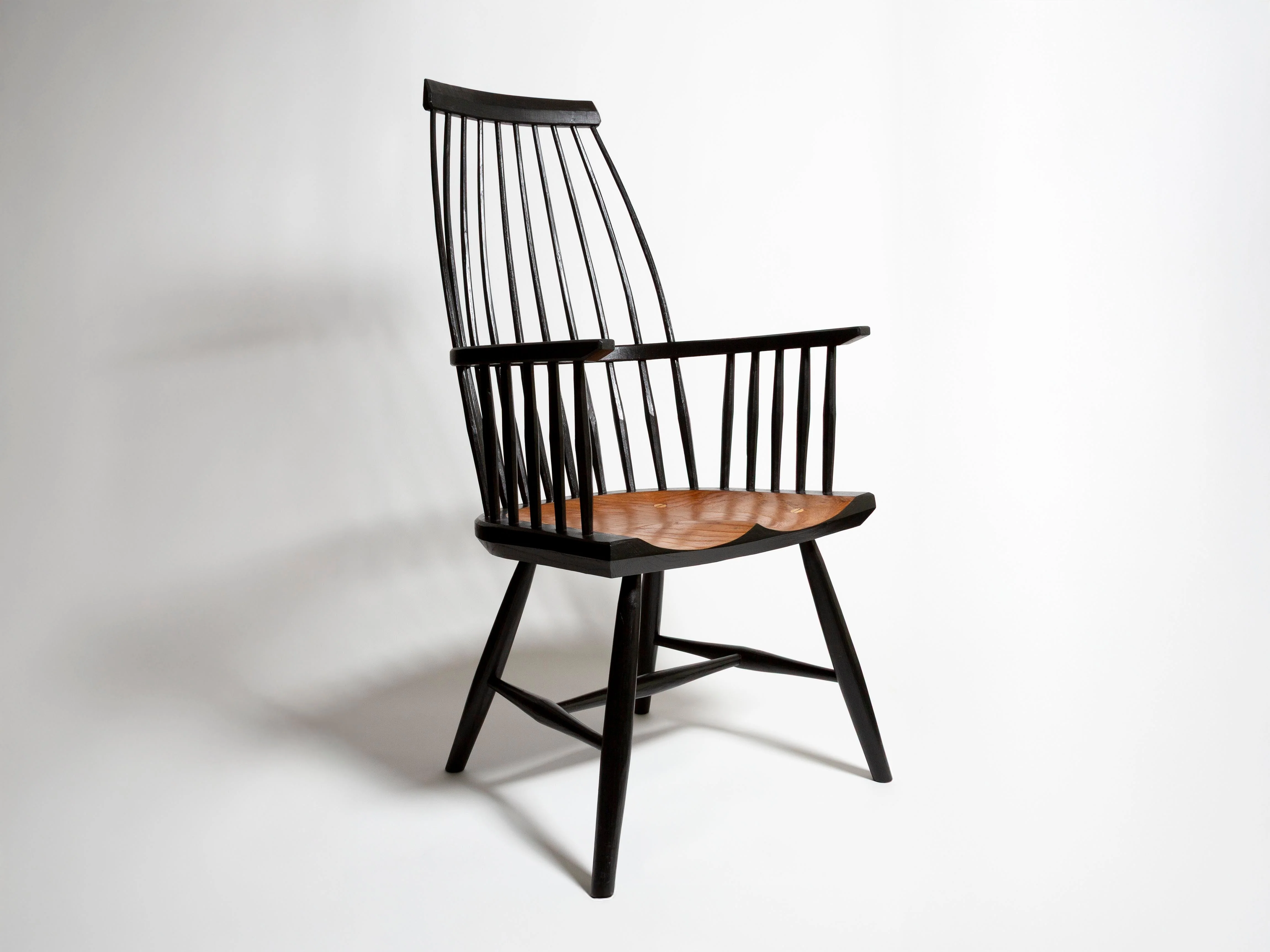 LOBSTER POT ARMCHAIR IN BLACK - Image 2