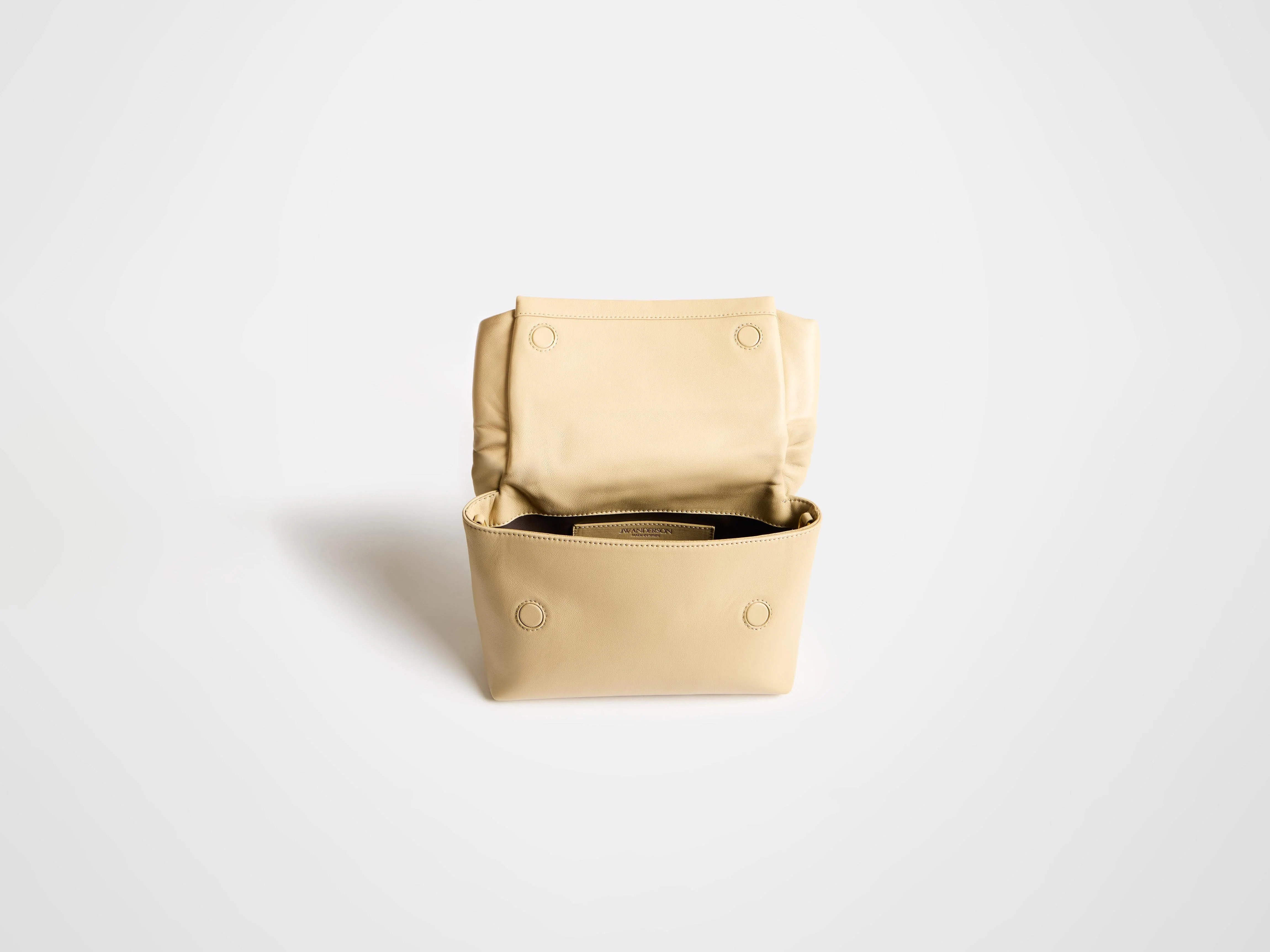 MEDIUM TWISTER BAG IN TAUPE LEATHER - Image 6