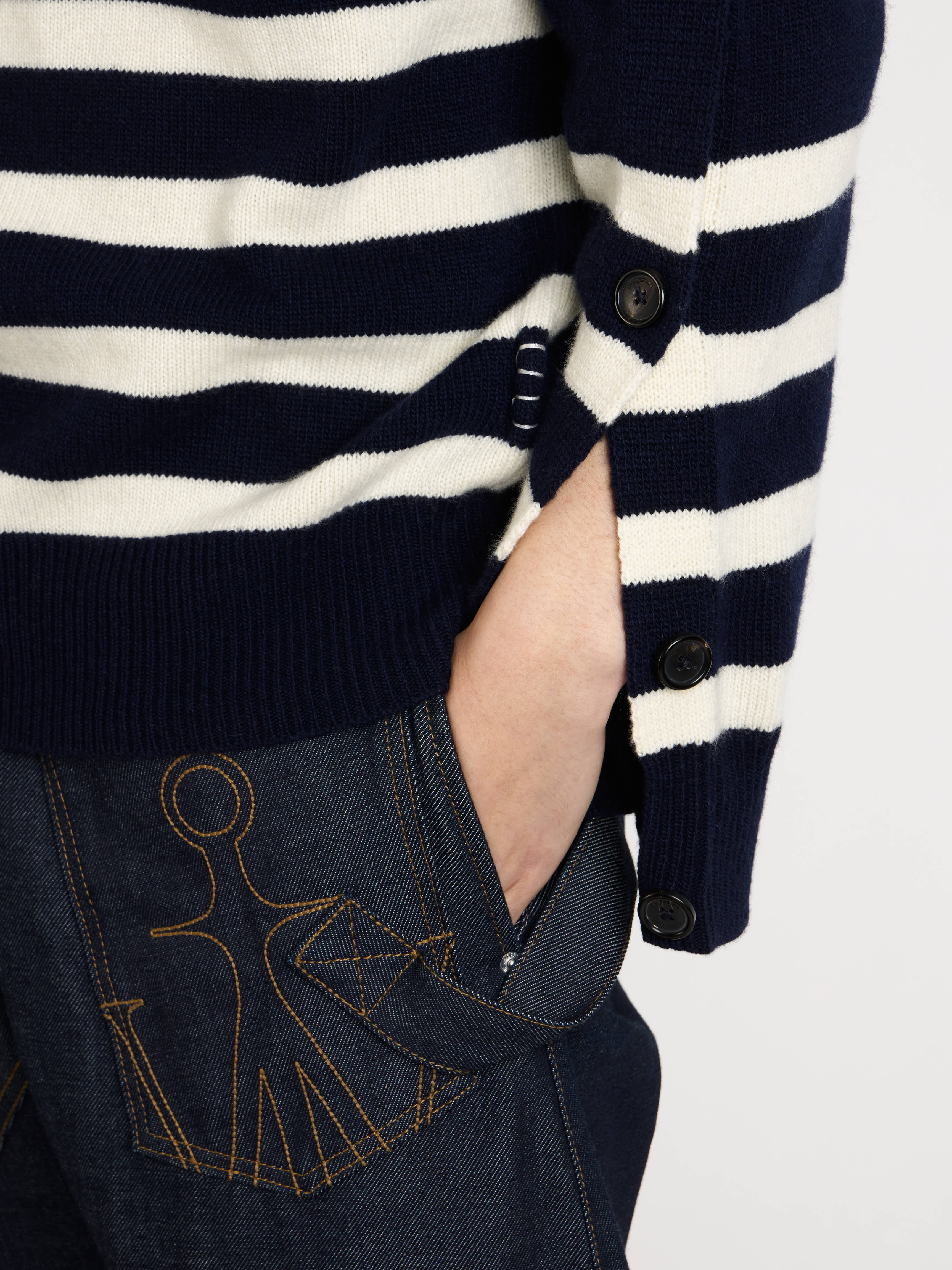 MENS BUTTONED SLEEVE BRETON JUMPER IN NAVY - Image 7