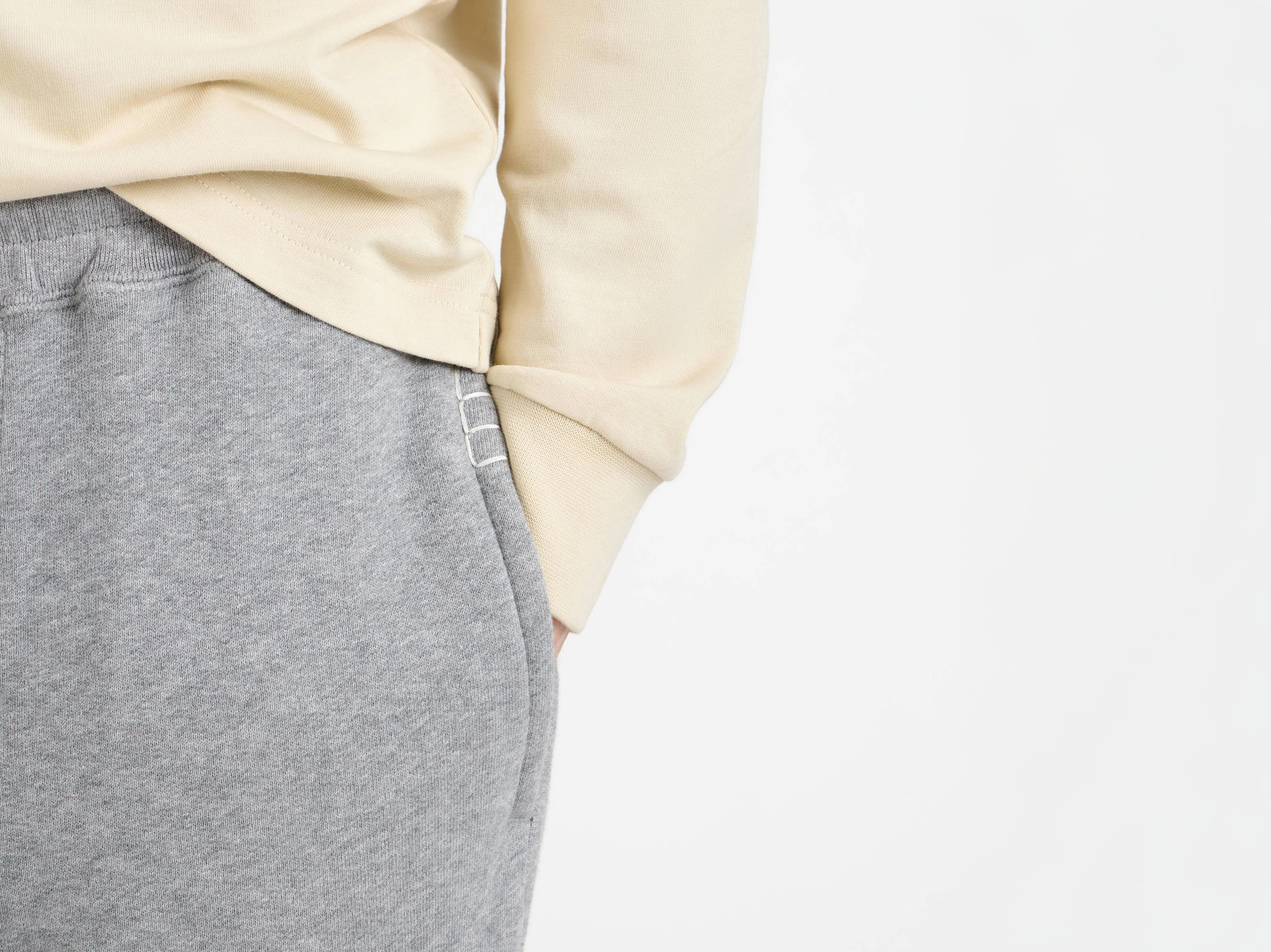 MENS CUFFED SWEATPANTS IN MID GREY MELANGE - Image 7
