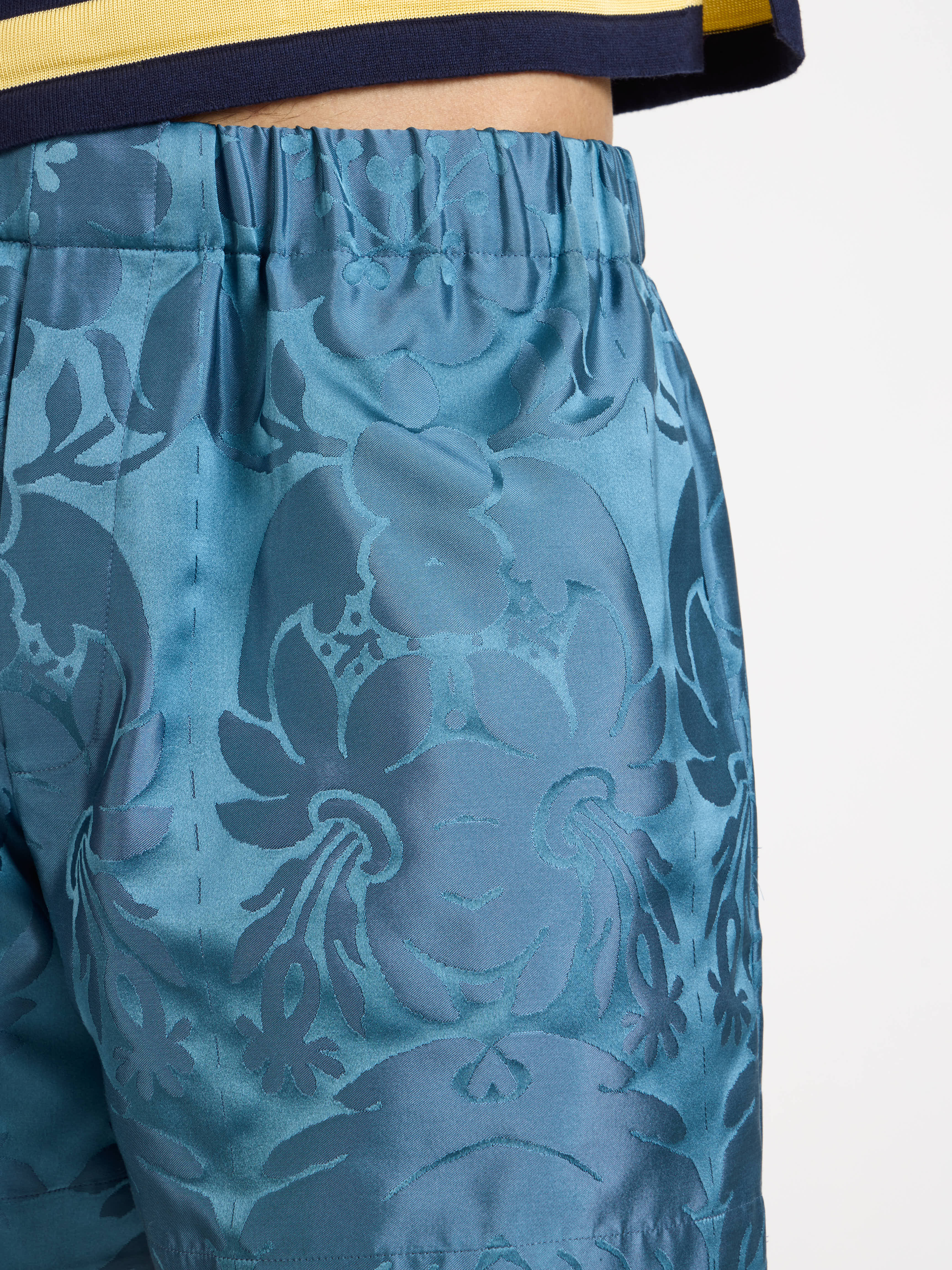 MENS DAMASK WOVEN SHORTS IN AIRFORCE BLUE - Image 2