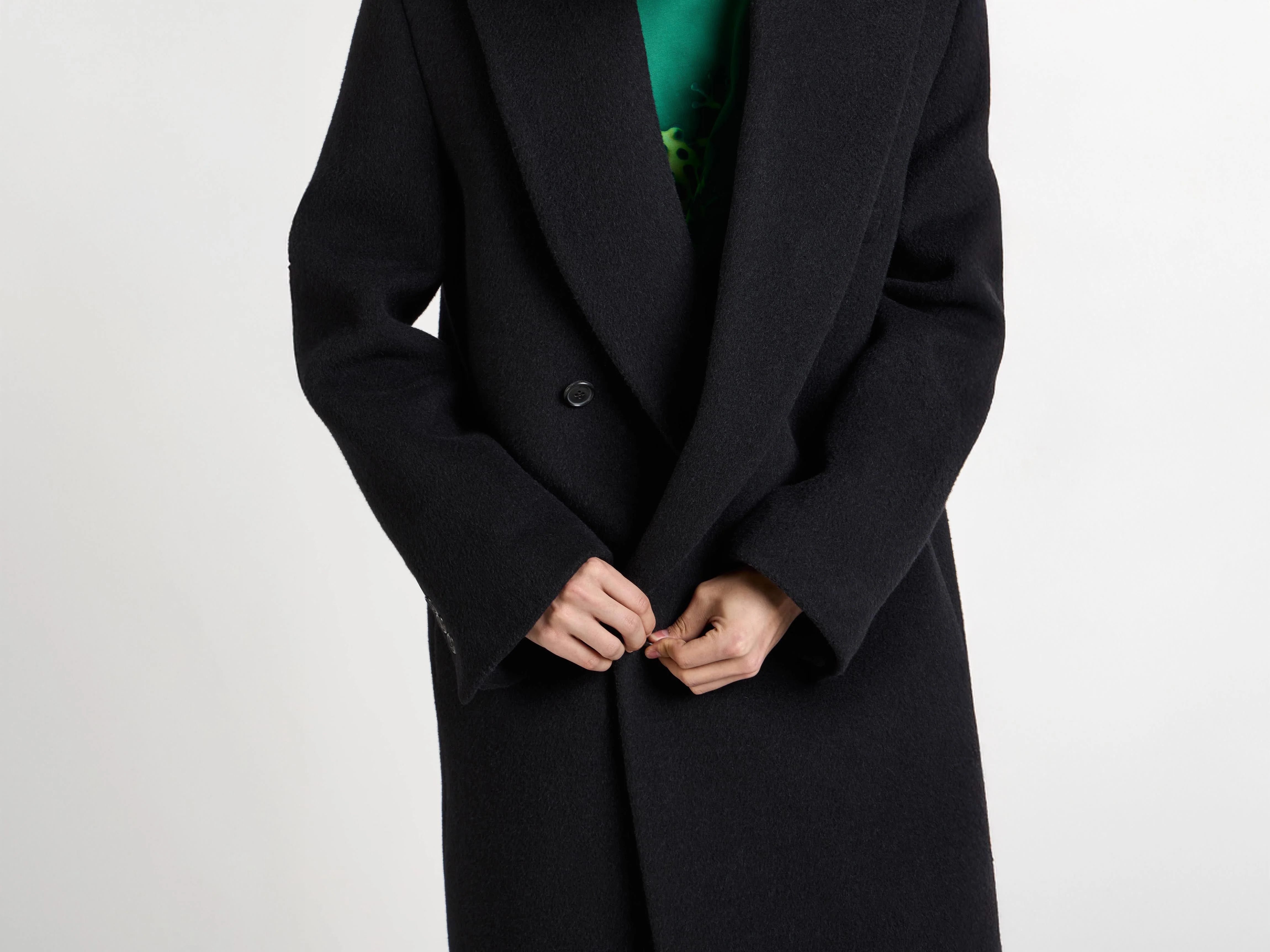 MENS DOUBLE BREASTED FORMAL COAT IN BLACK - Image 3