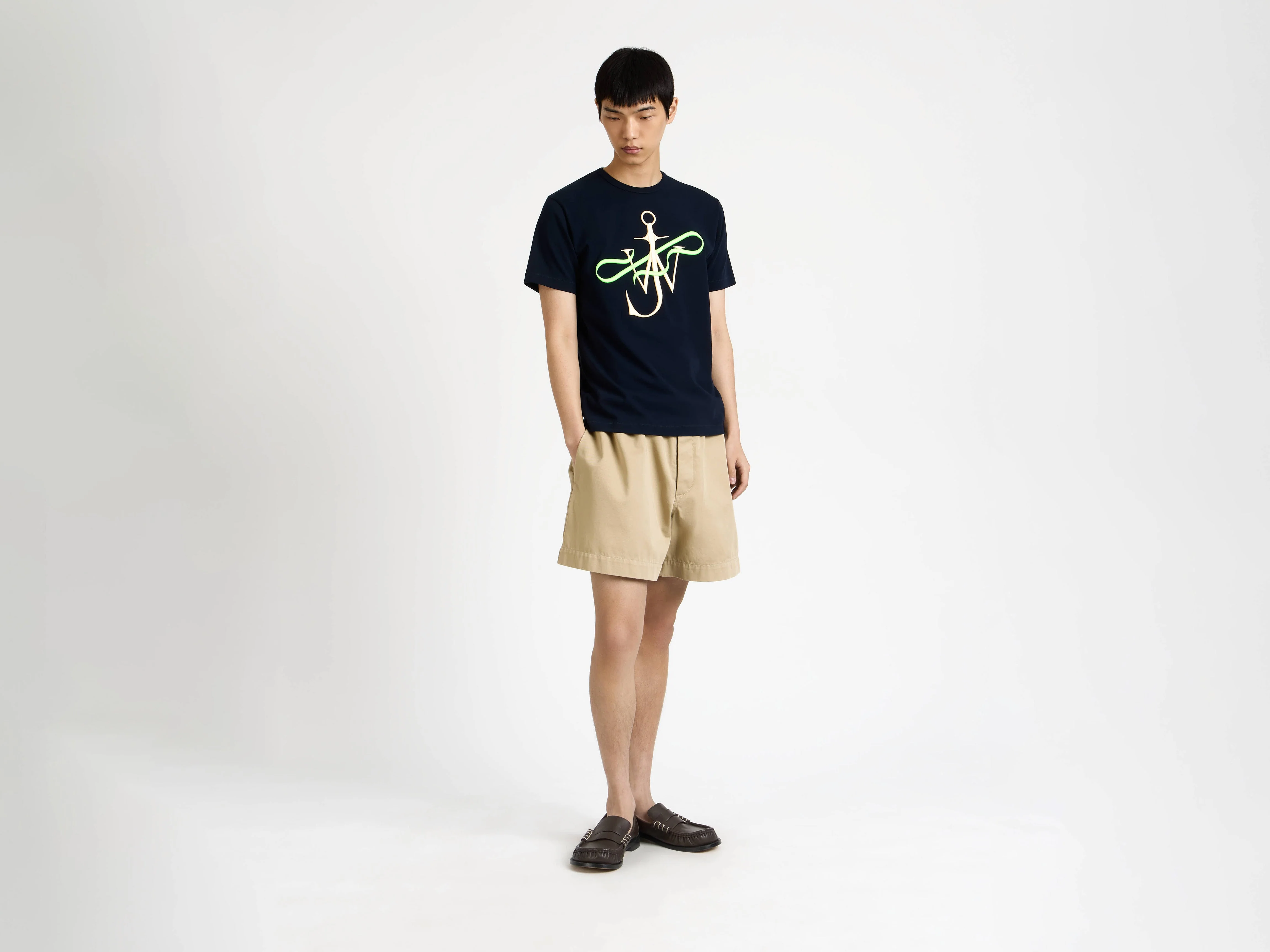 MENS DRAWSTRING SHORTS IN BEIGE