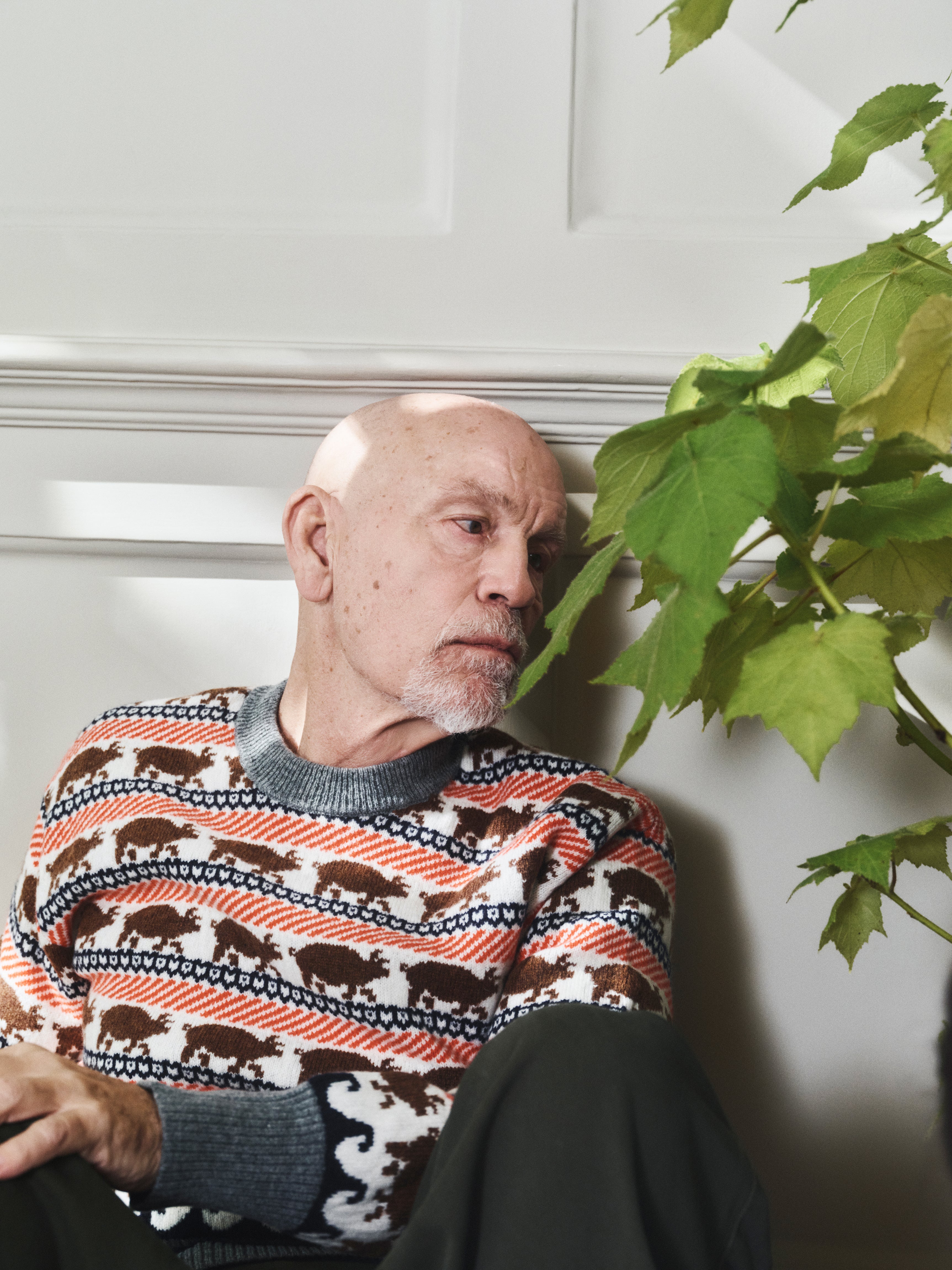MENS FAIRISLE 'PIG' JUMPER IN RED - Image 5