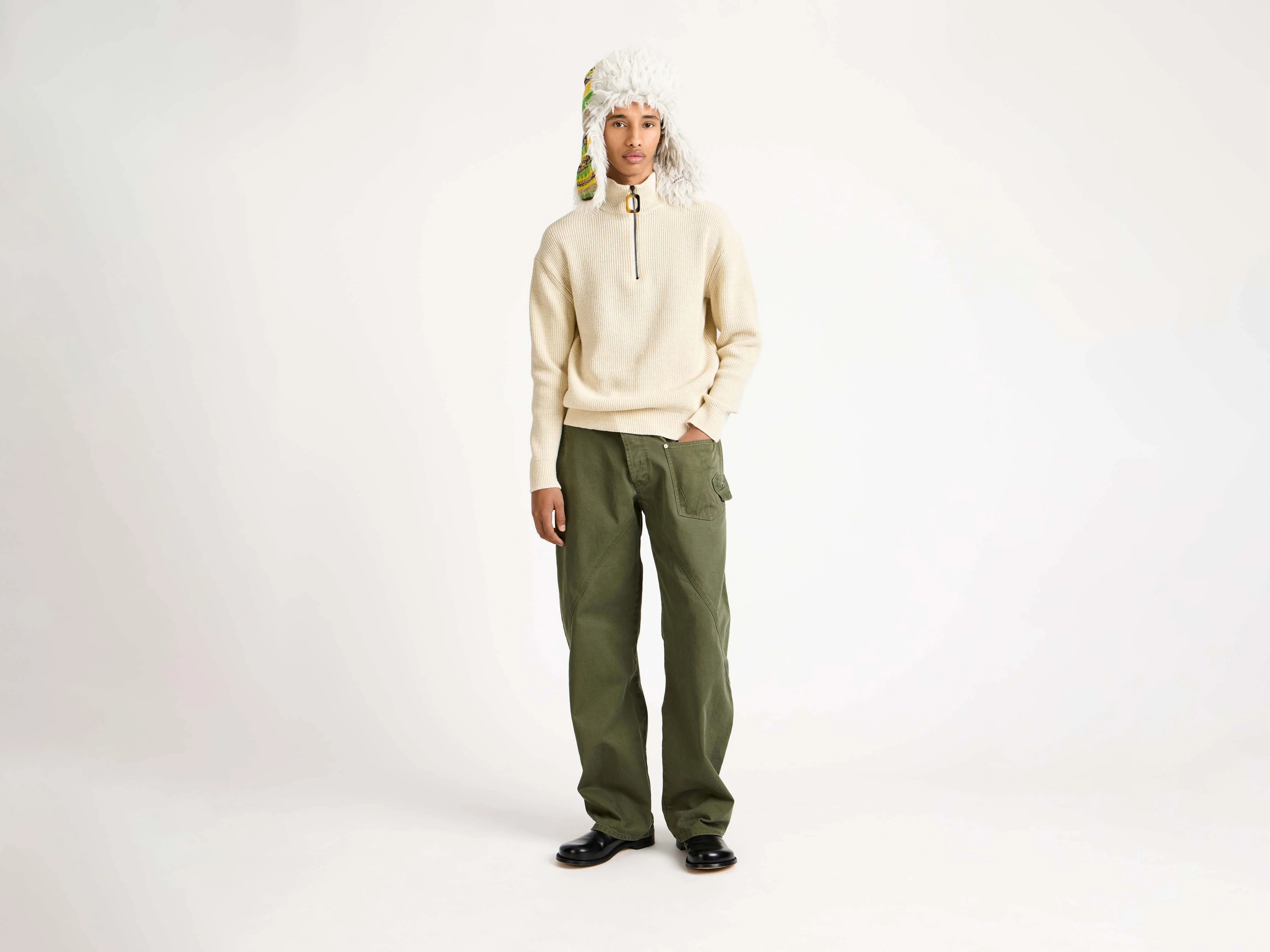 MENS HALF ZIP JUMPER IN IVORY - Image 5