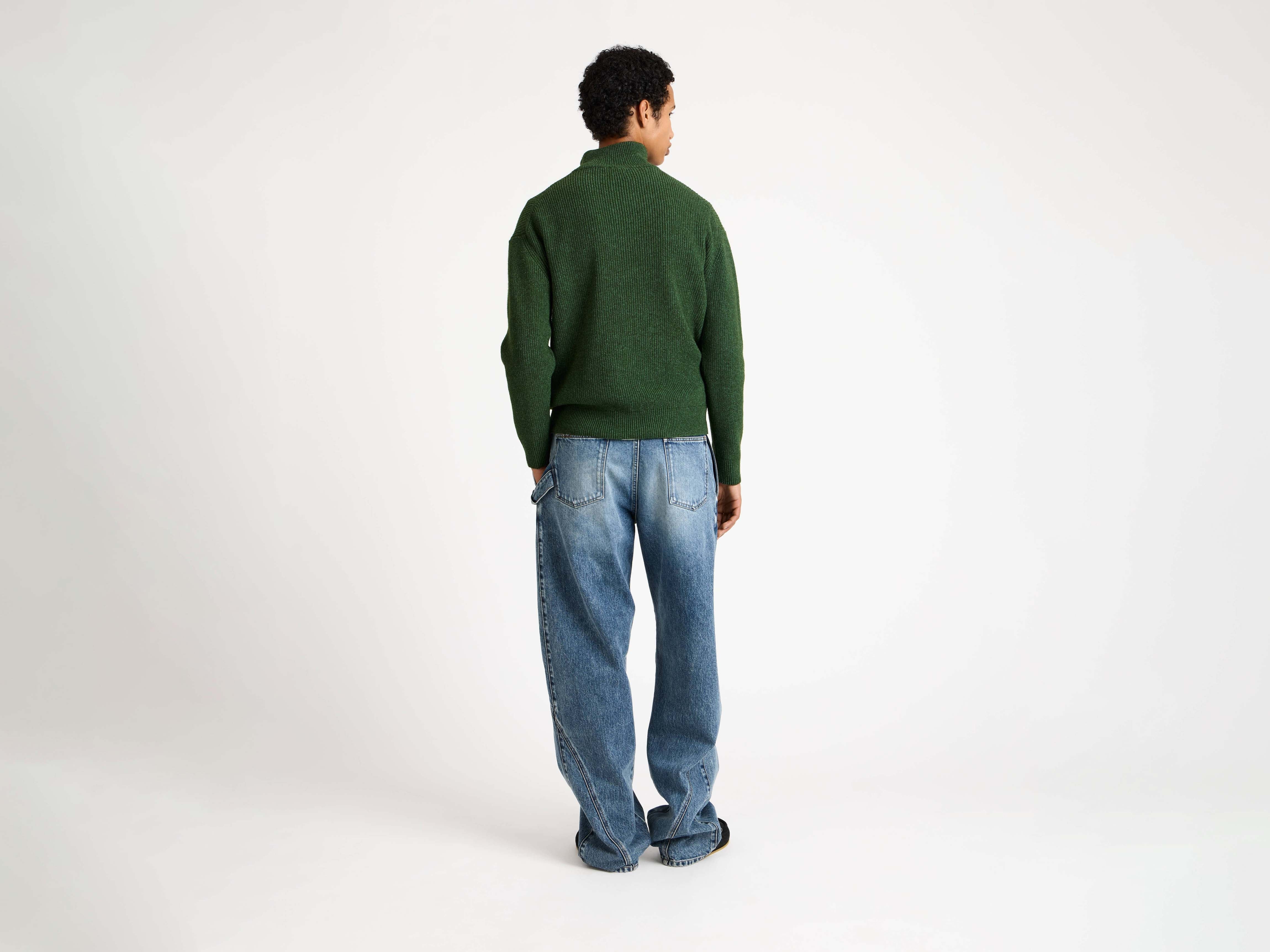 MENS HALF ZIP JUMPER IN PINE - Image 5