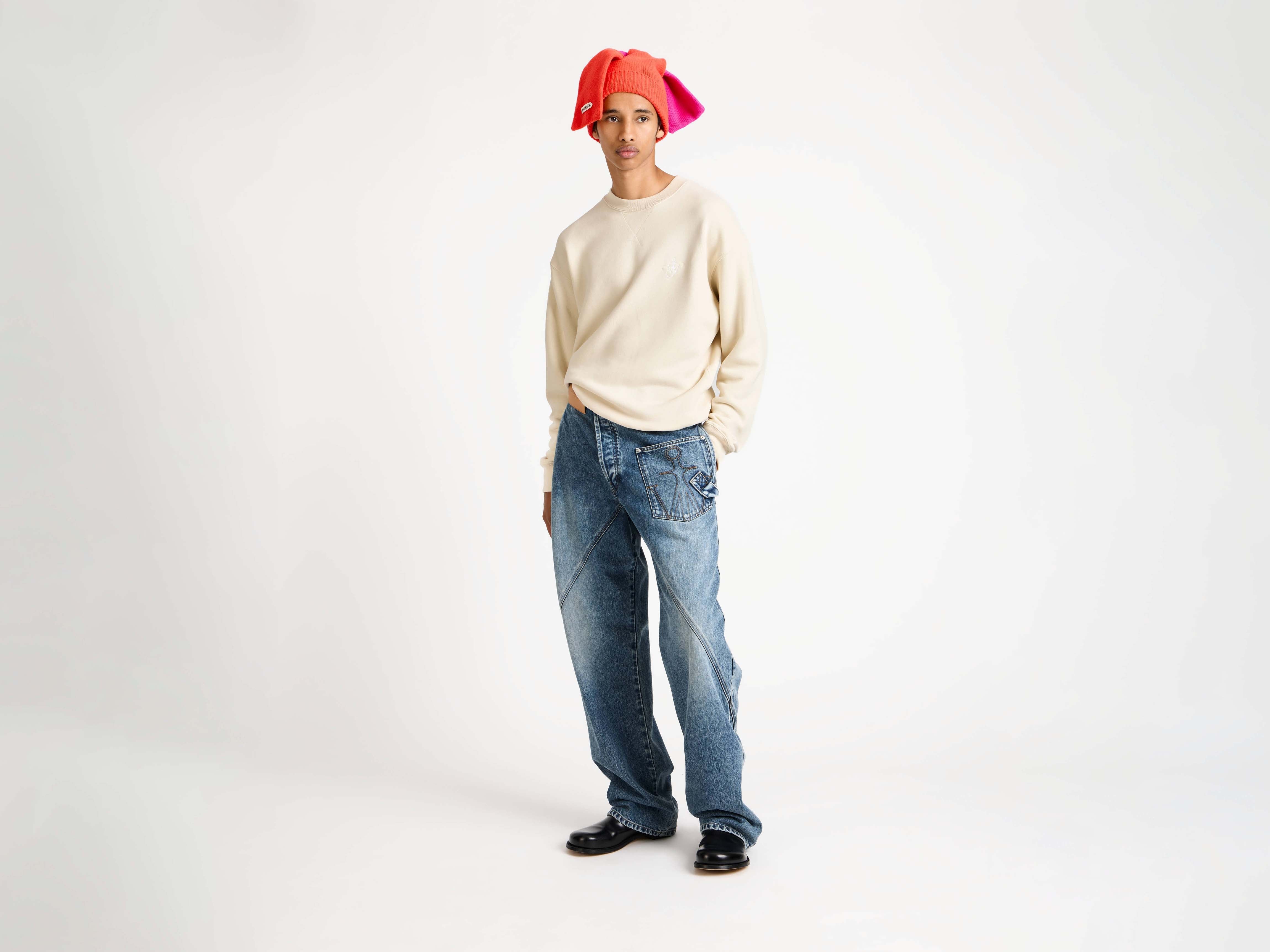 MENS RIBBON ANCHOR SWEATSHIRT IN ECRU - Image 5