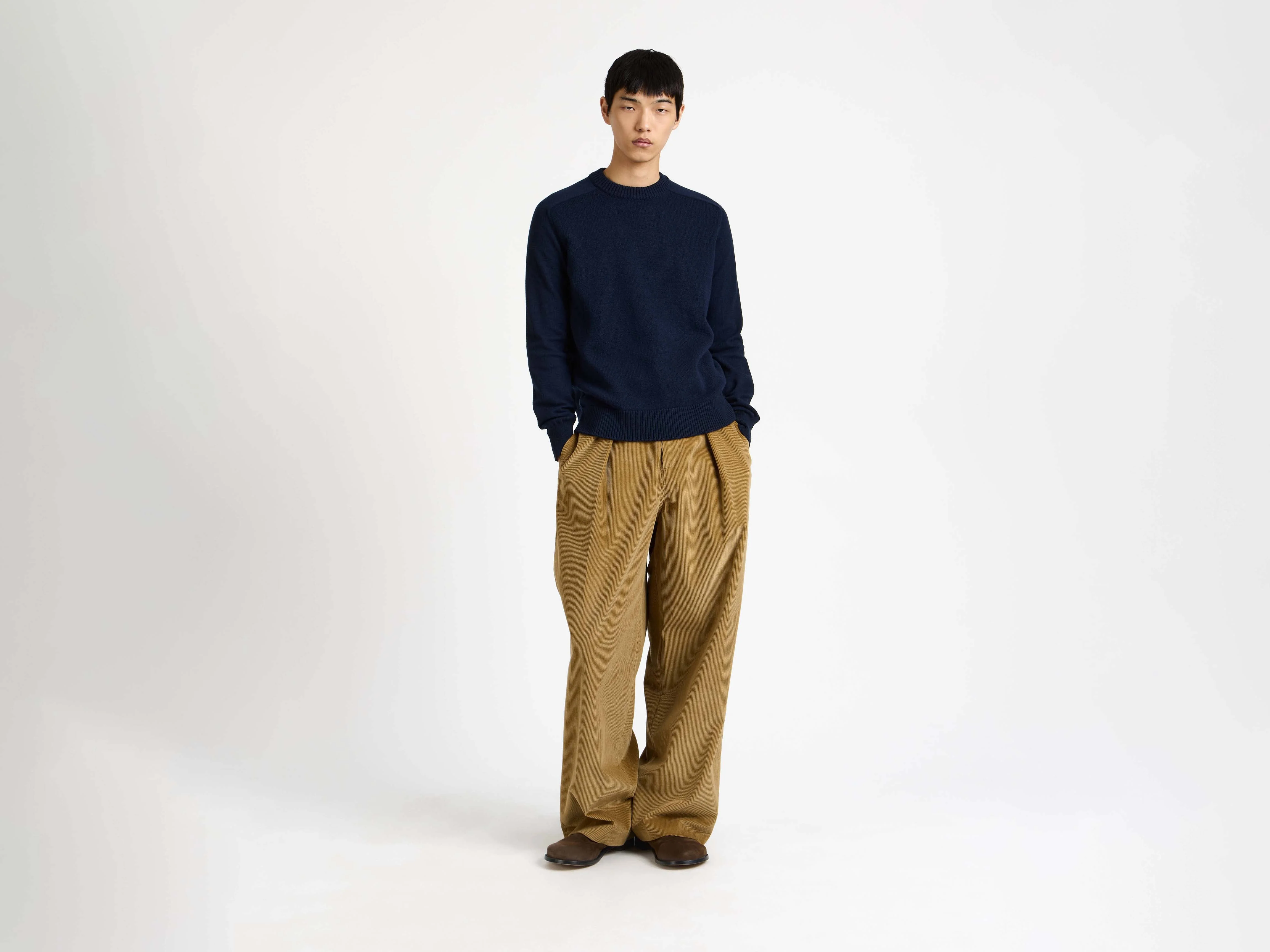 MENS SINGLE PLEAT TROUSERS IN BISCUIT - Image 6