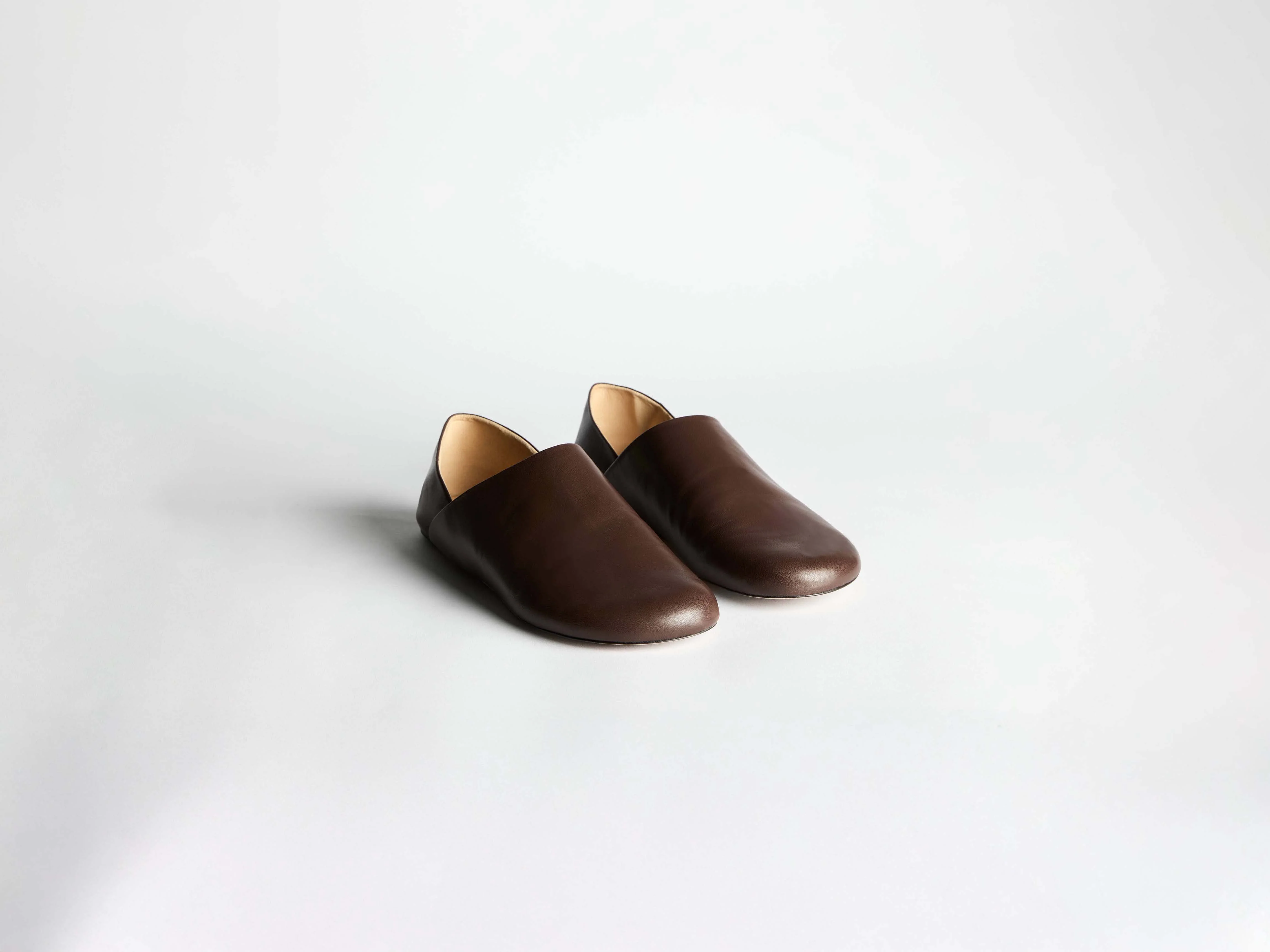 MENS SLIPPER MULES IN CHOCOLATE BROWN - Image 4
