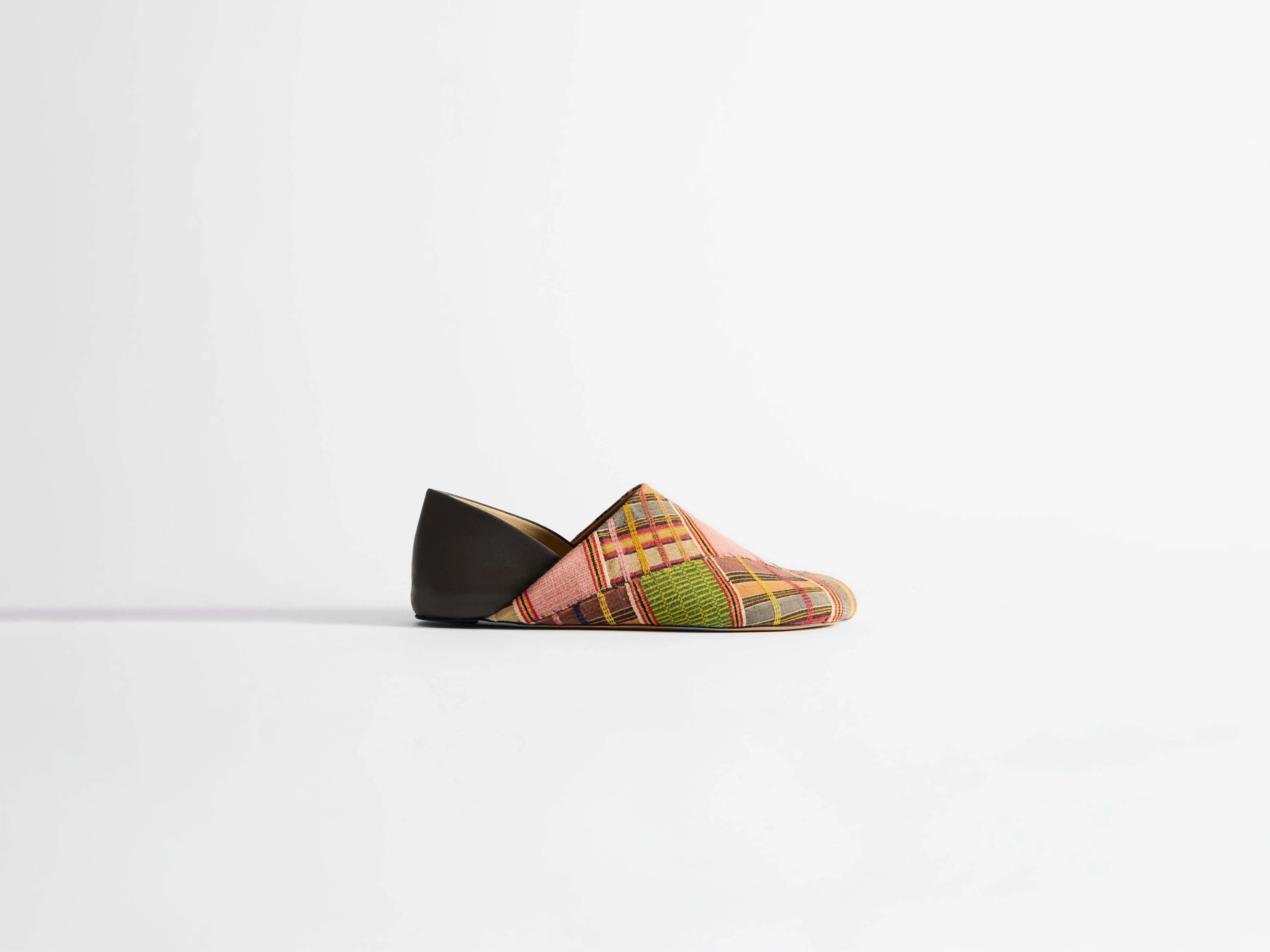 MENS SLIPPER MULES IN MULTI - Image 3