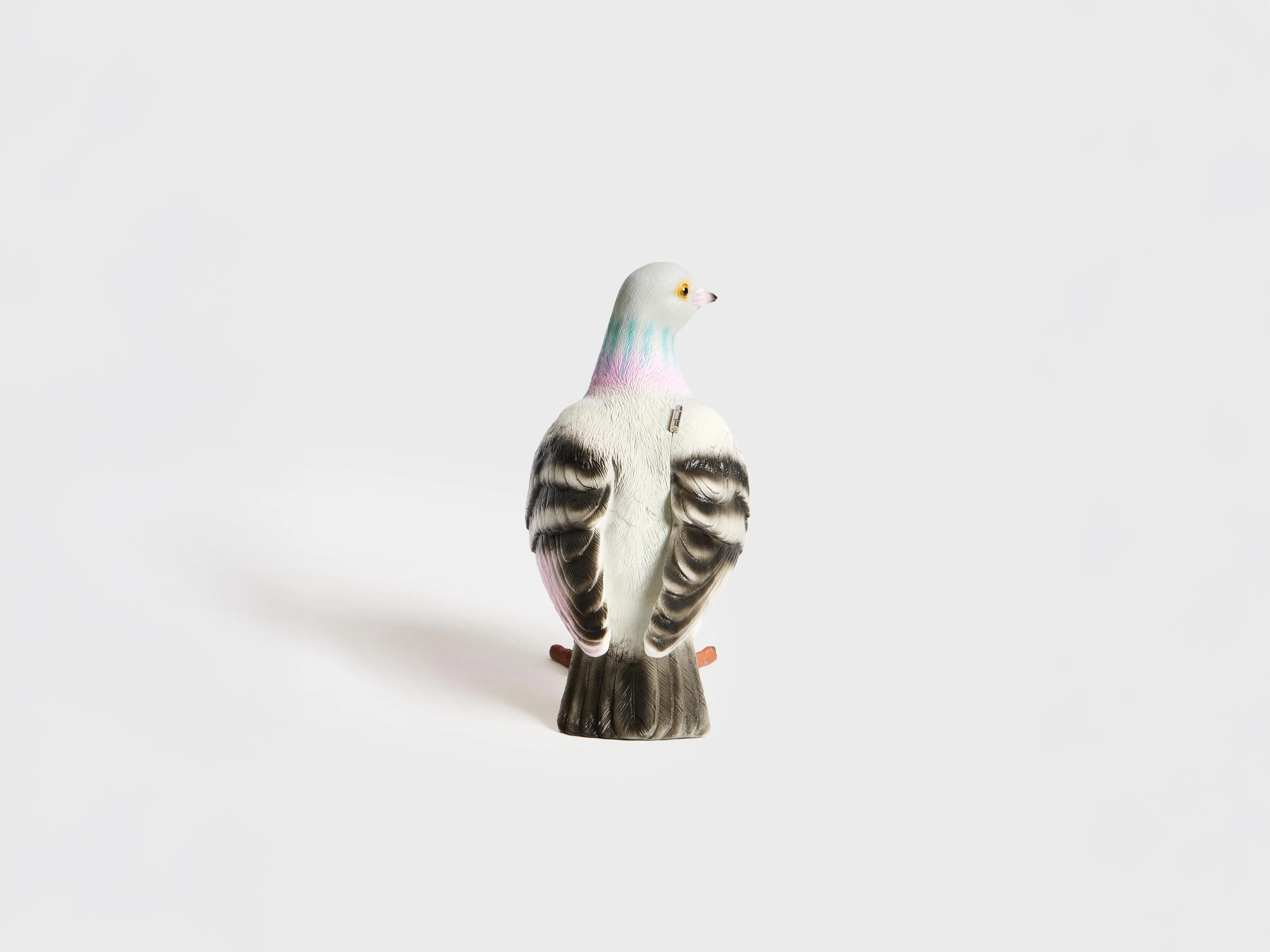 PIGEON CLUTCH IN GREY - Image 5