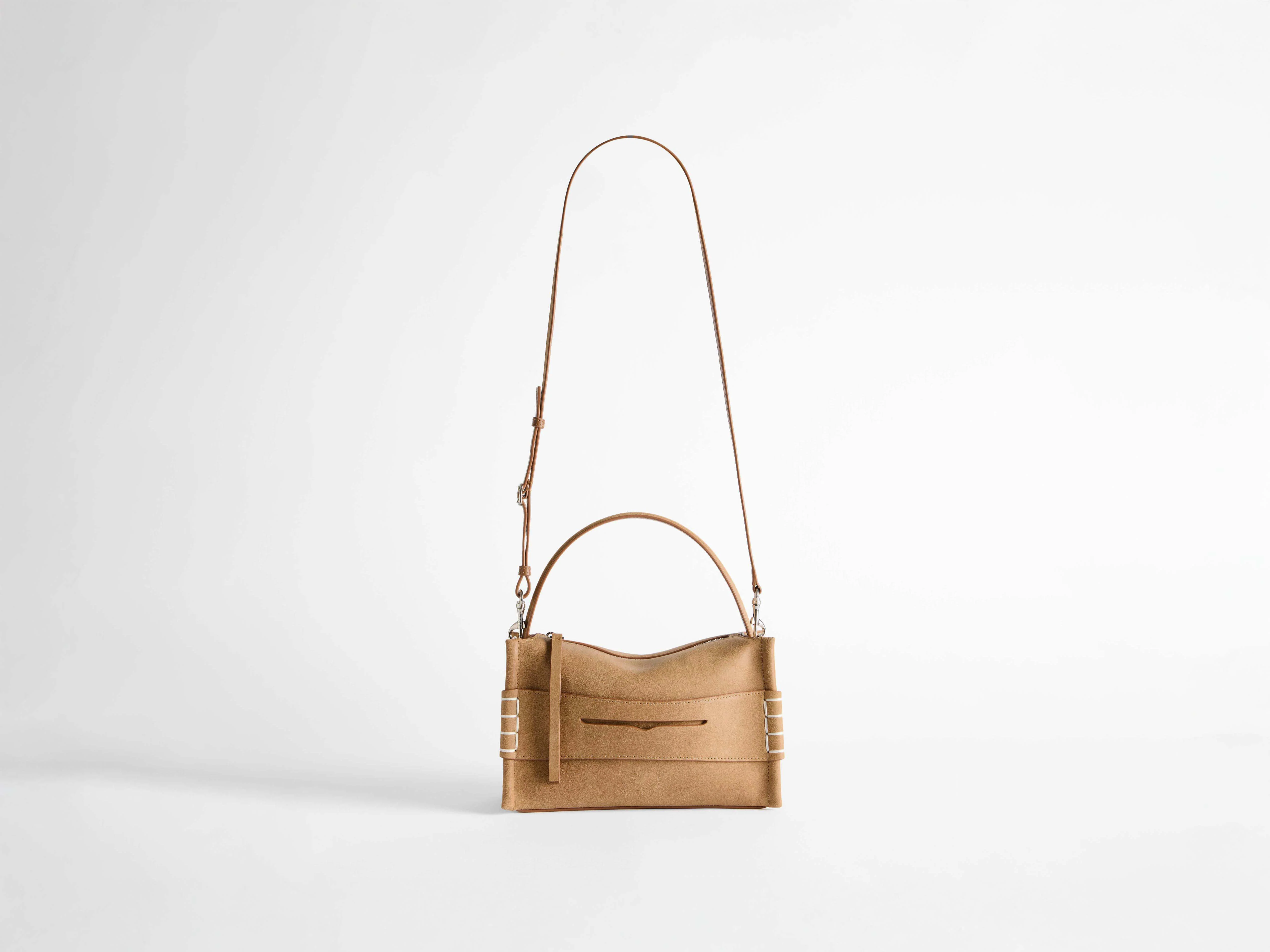 SMALL LOAFER BAG IN GOLD - Image 5