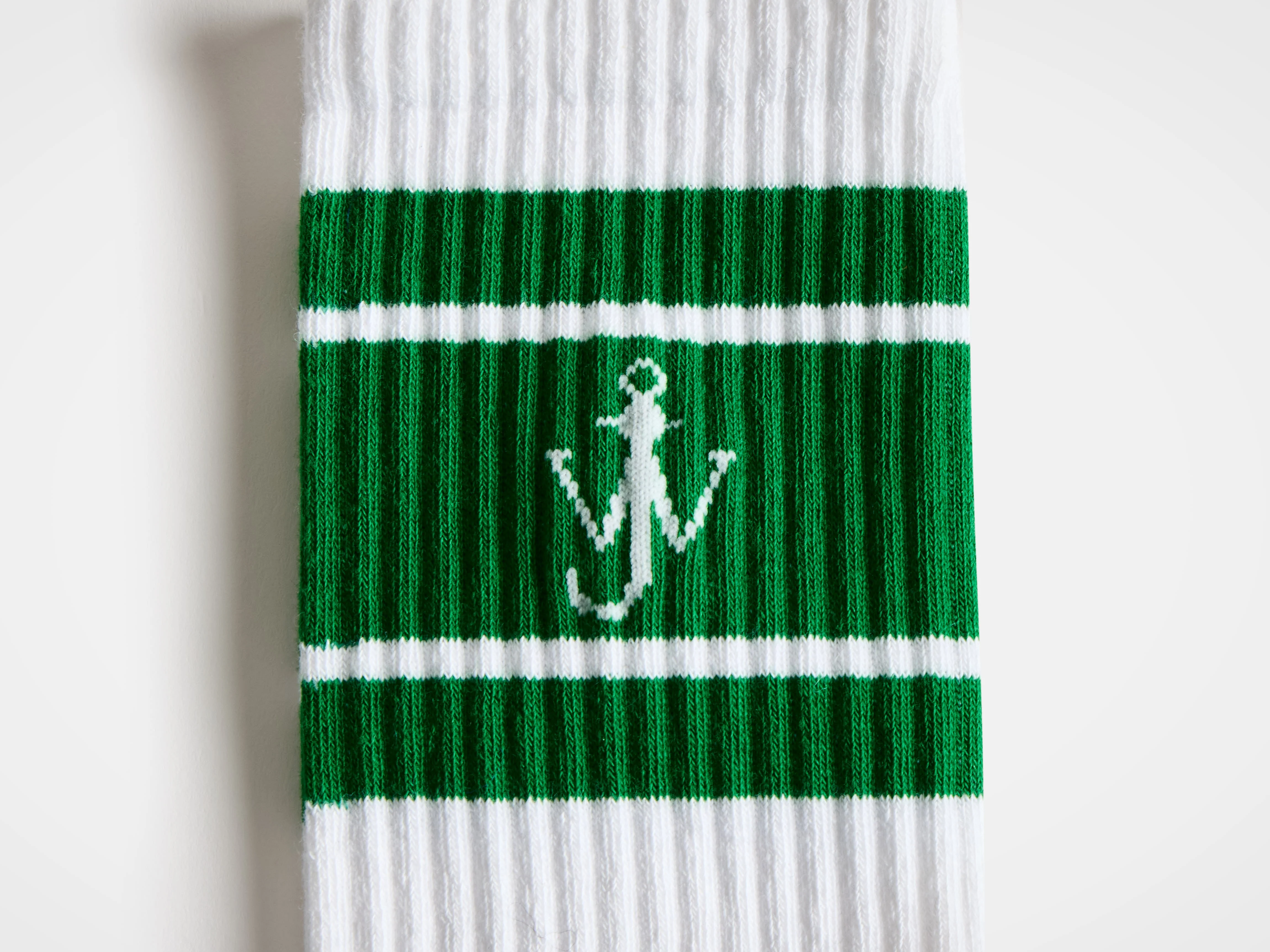 SPORT SOCKS IN WHITE & GREEN - Image 2
