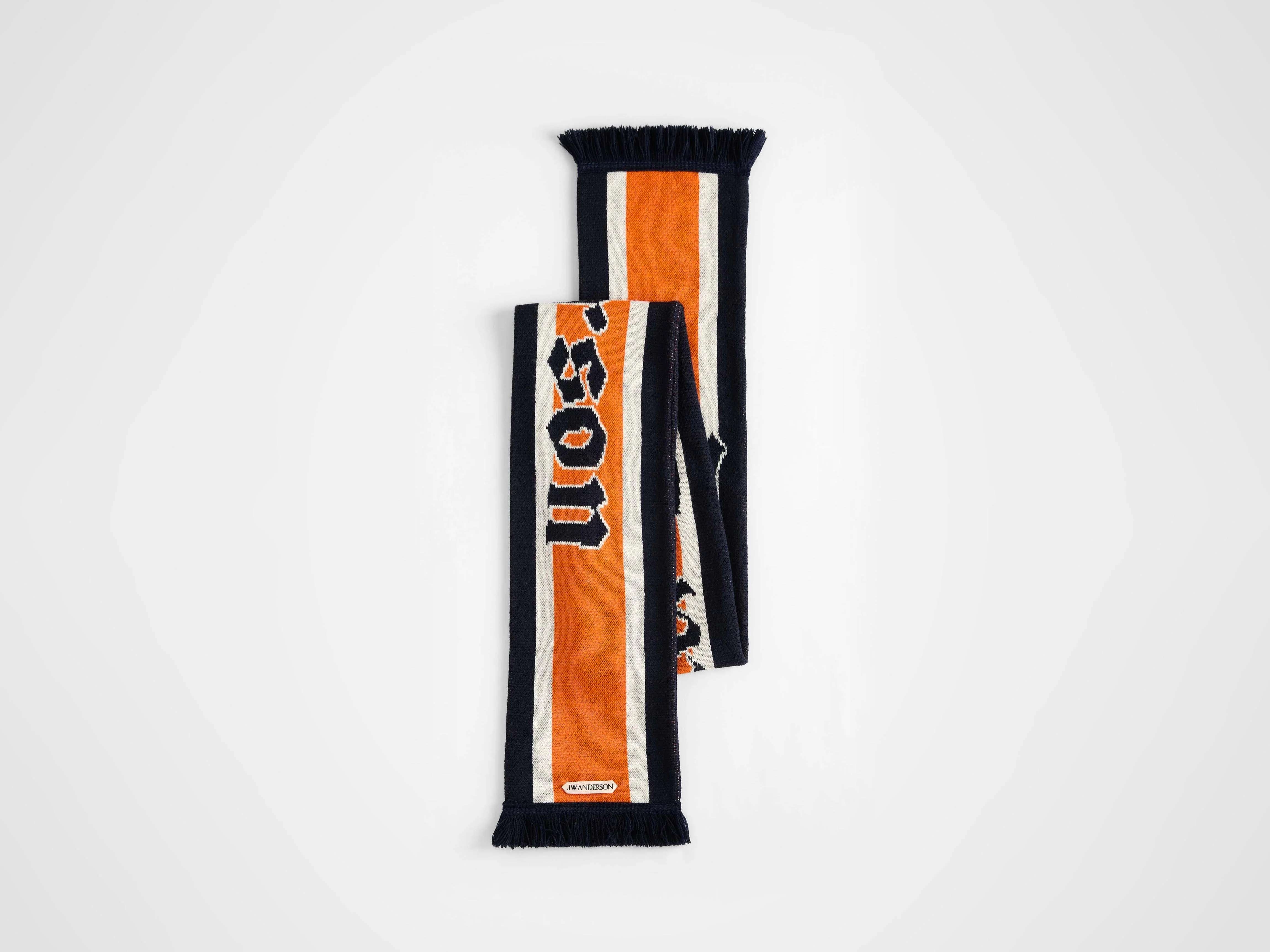 WINNER FOOTBALL KNITTED SCARF - Image 2