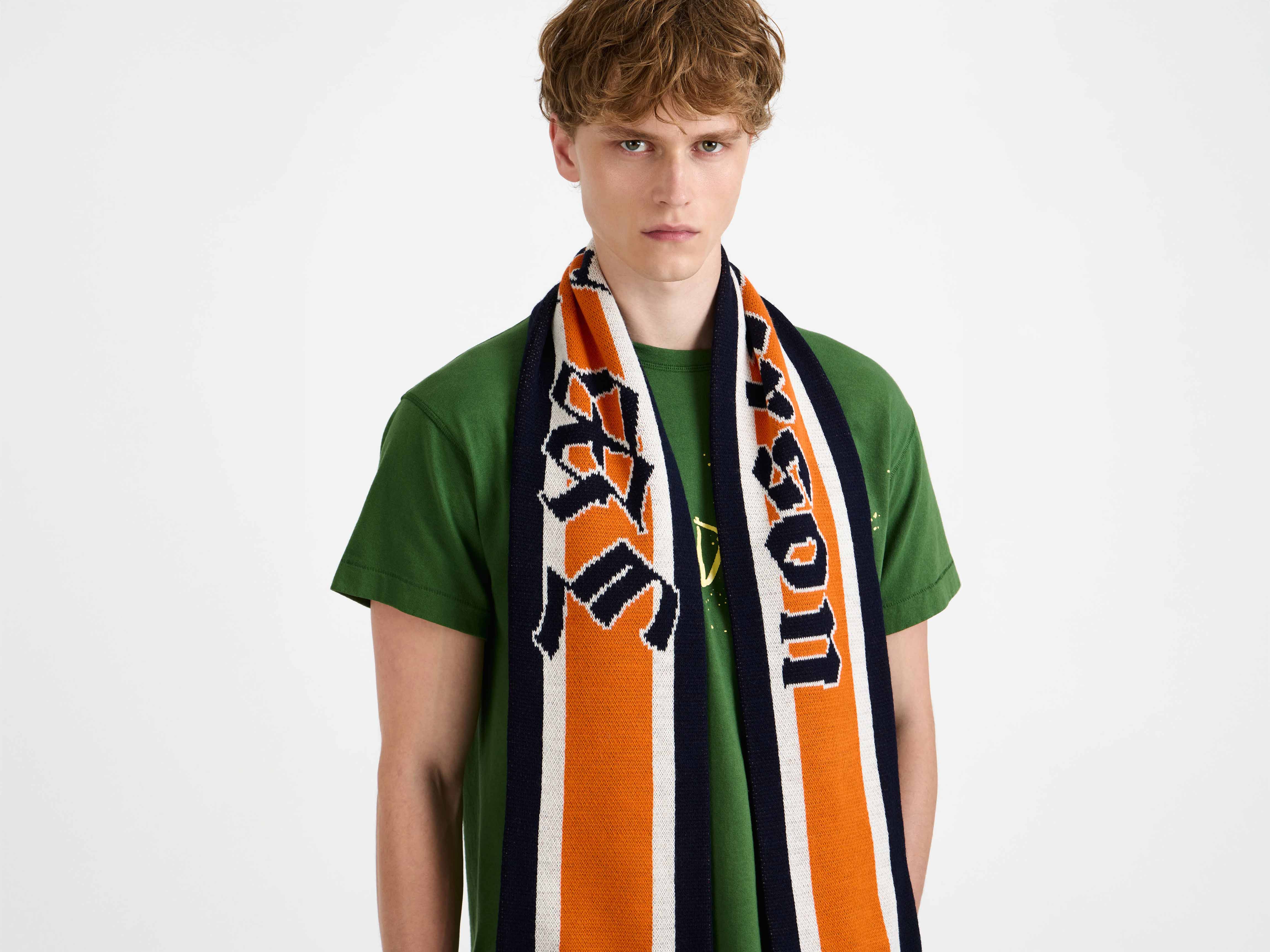 WINNER FOOTBALL KNITTED SCARF - Image 8