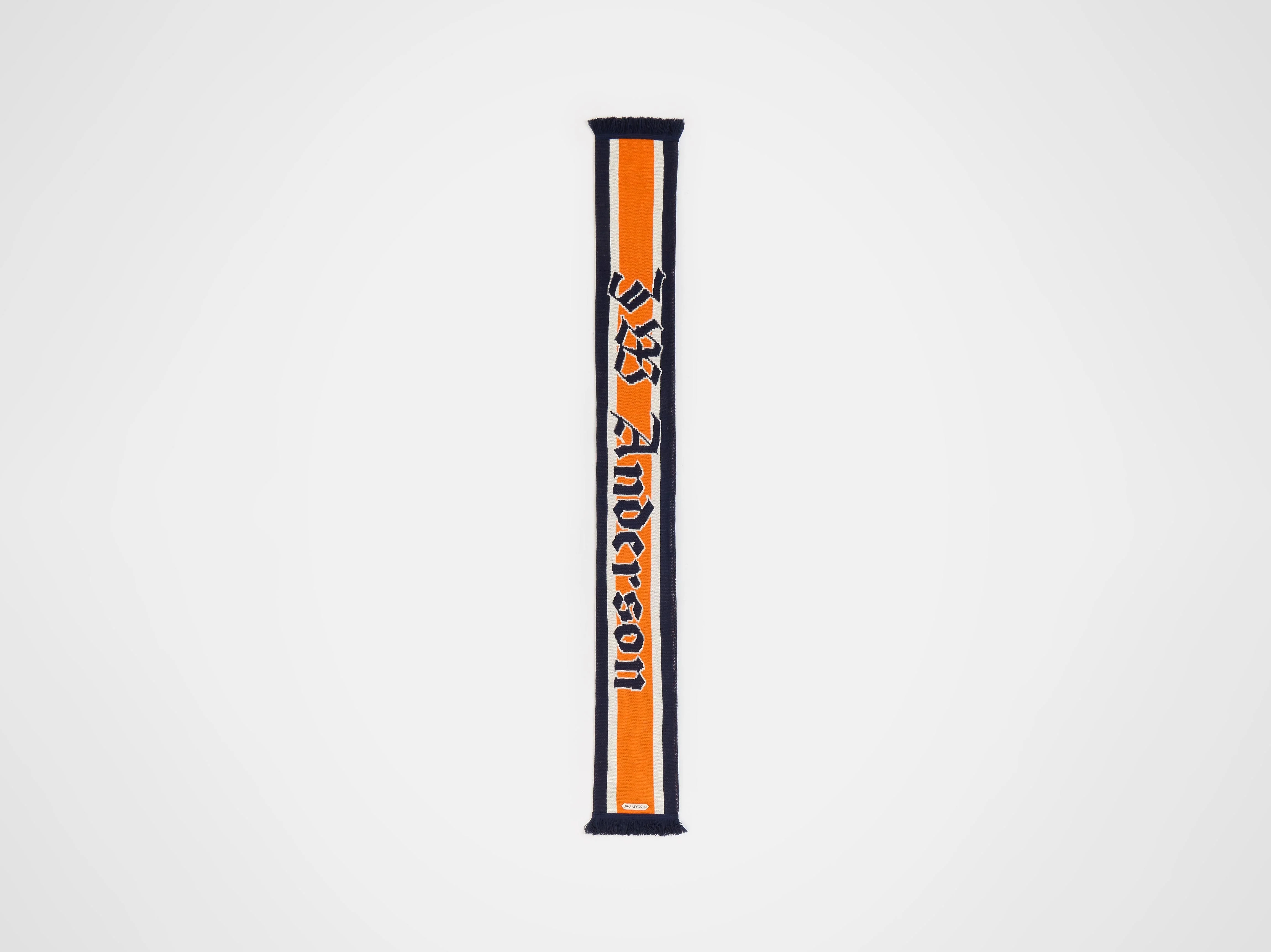 WINNER FOOTBALL KNITTED SCARF - Image 9