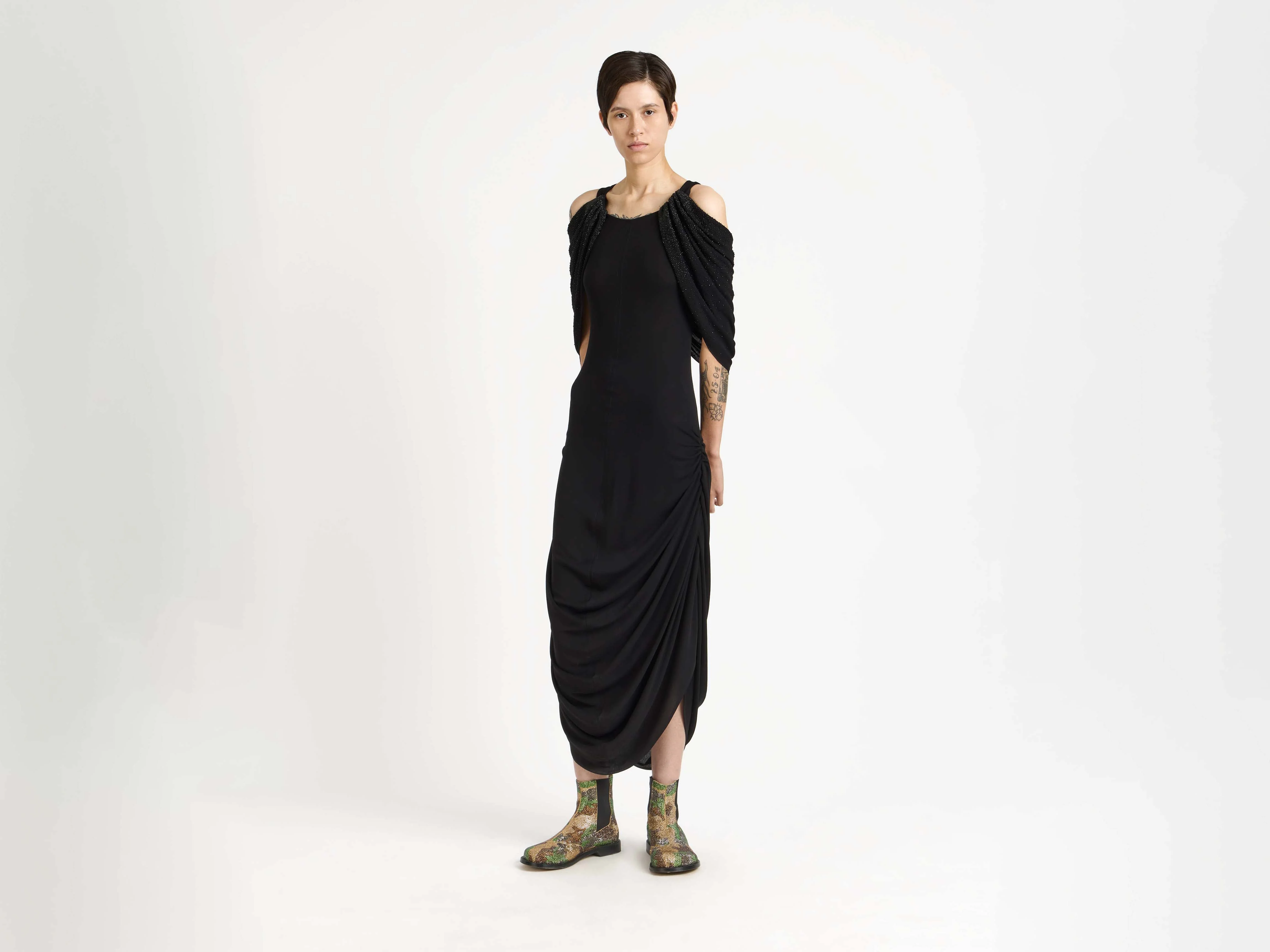 CL_BEADED SLEEVE DRESS - BLACK_DR0519PG1896