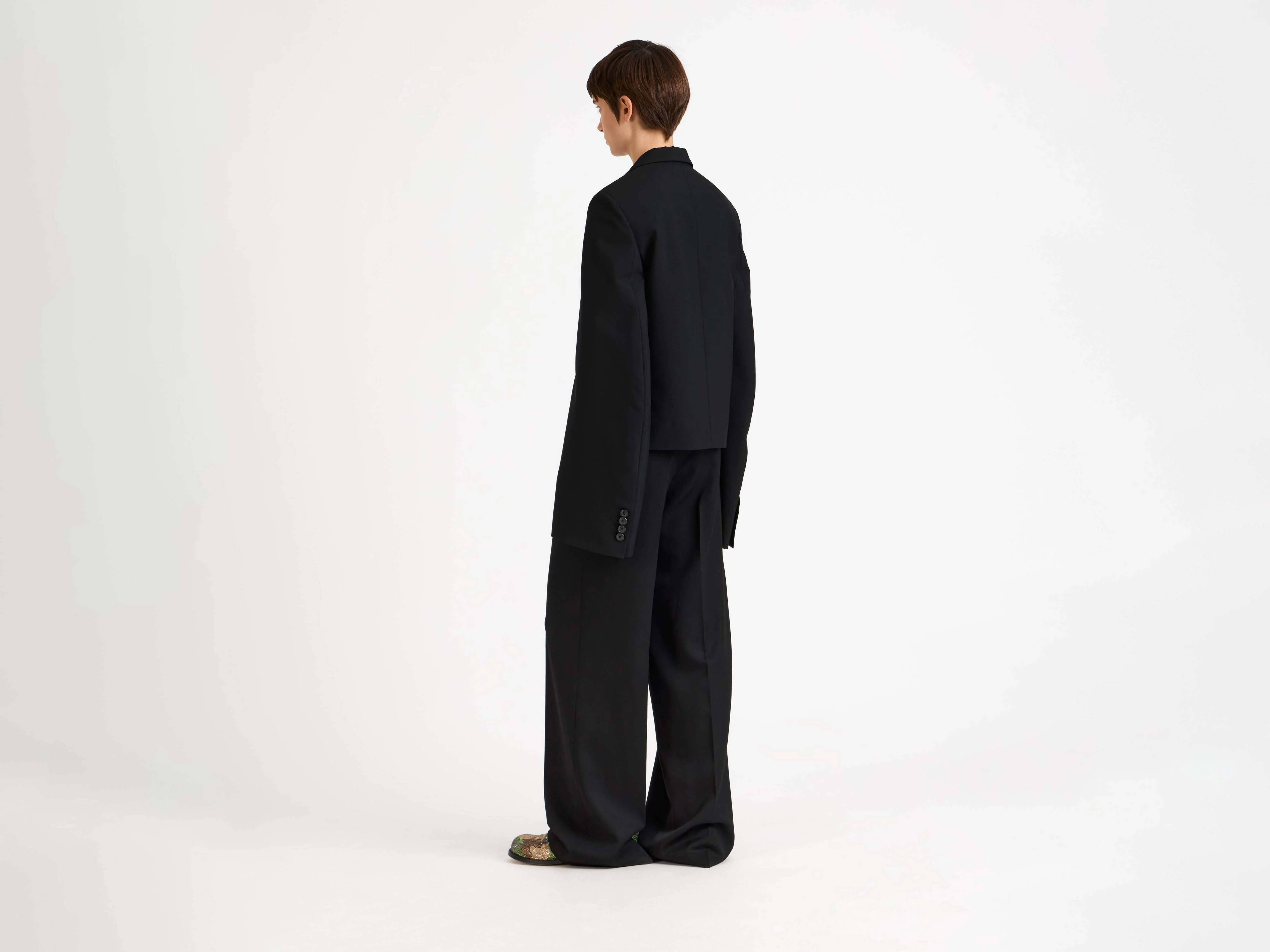 WOMENS BELL SLEEVE JACKET IN BLACK - Image 2