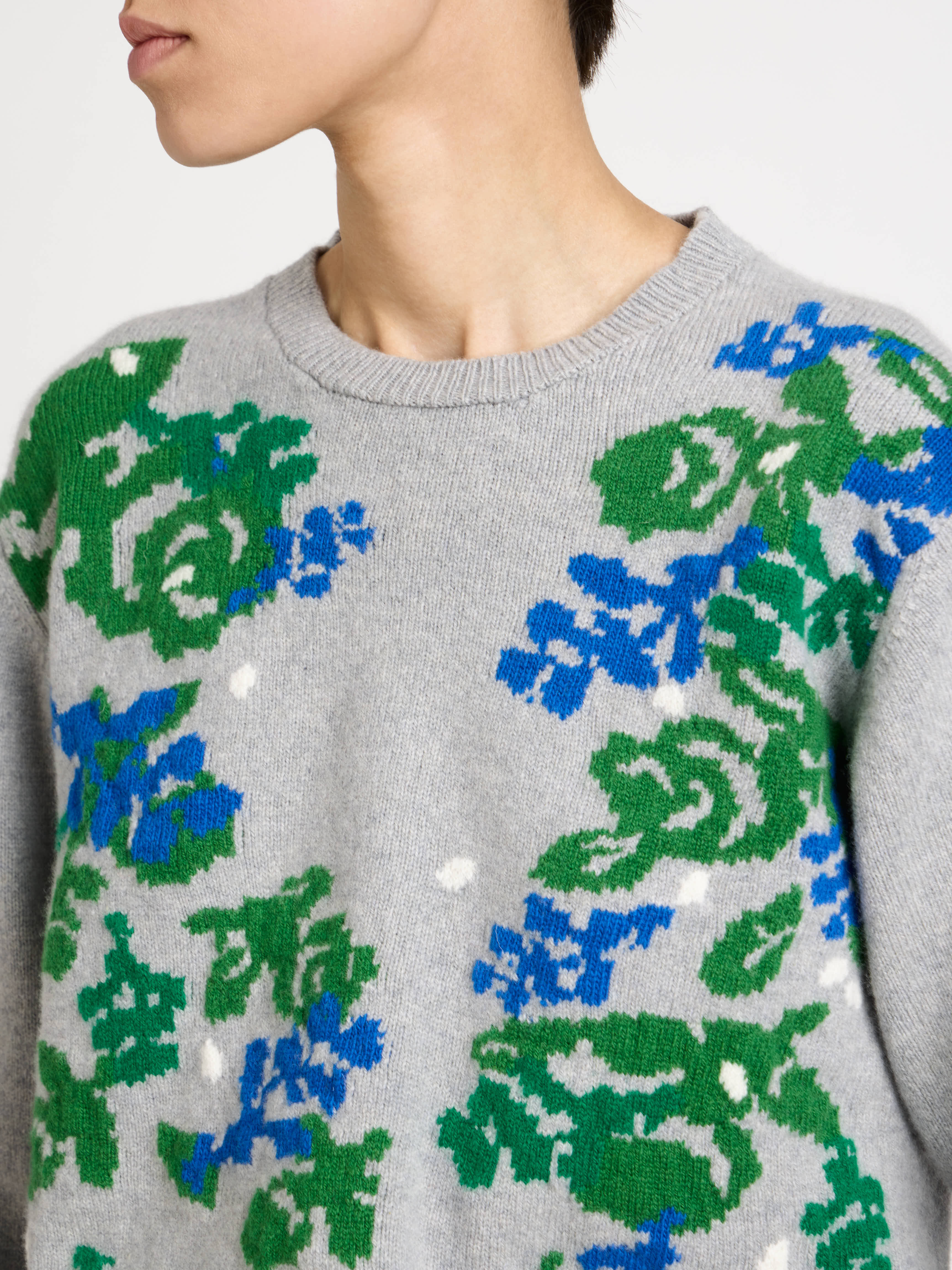 WOMENS JW ANDERSON X PRINGLE FLORAL CREW NECK JUMPER IN GREY MELANGE - Image 4