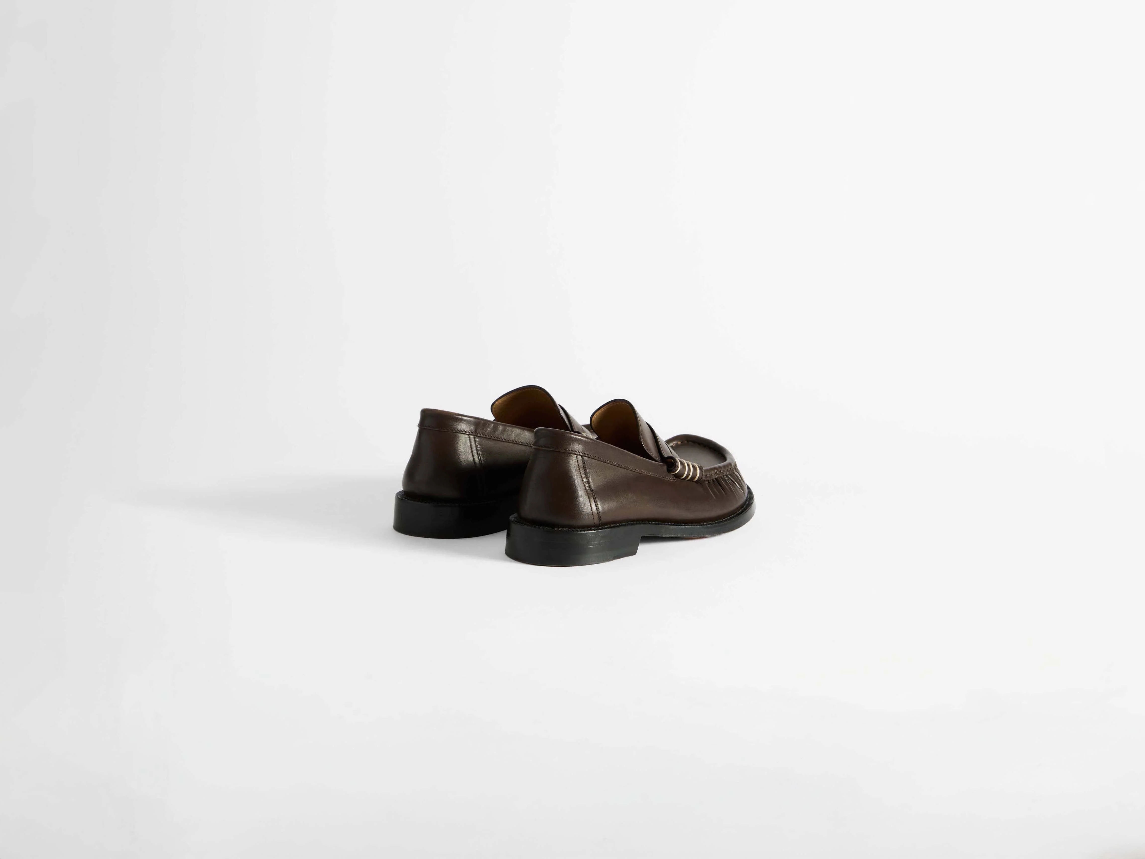 WOMENS LOAFER MOCCASIN IN CHOCOLATE BROWN - Image 5