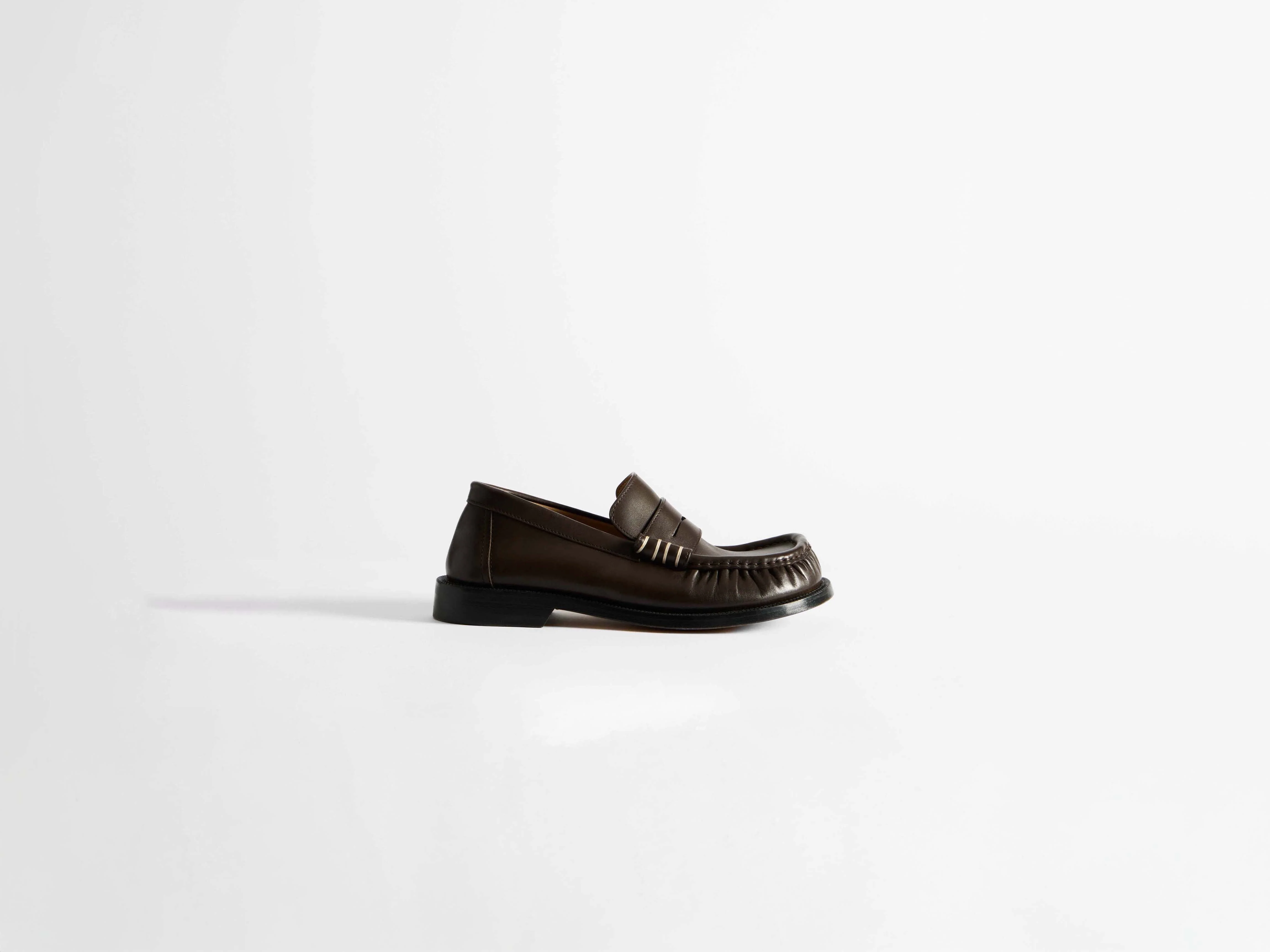 WOMENS LOAFER MOCCASIN IN CHOCOLATE BROWN - Image 6
