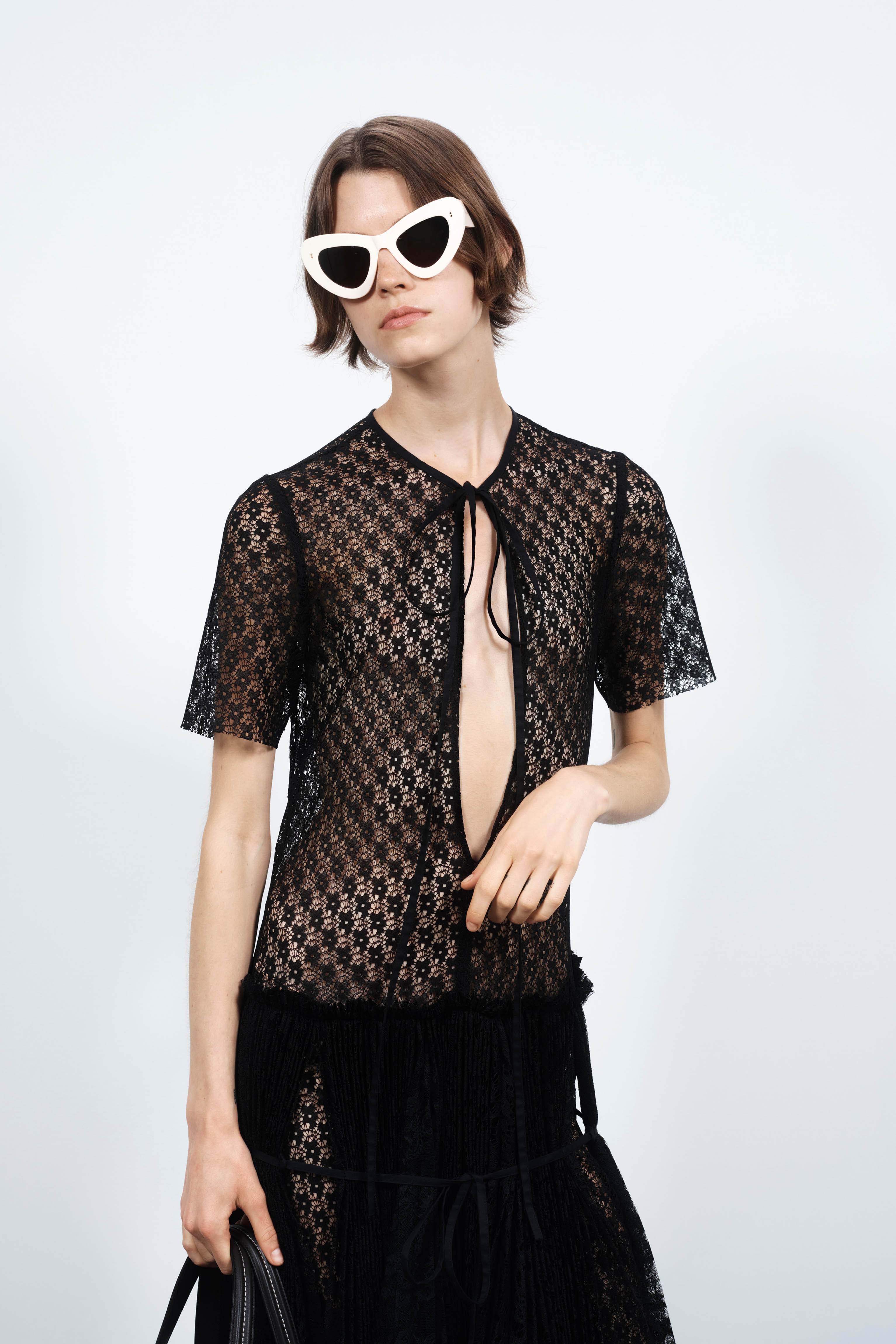 WOMENS MIXED LACE LONGLINE DRESS IN BLACK - Image 3