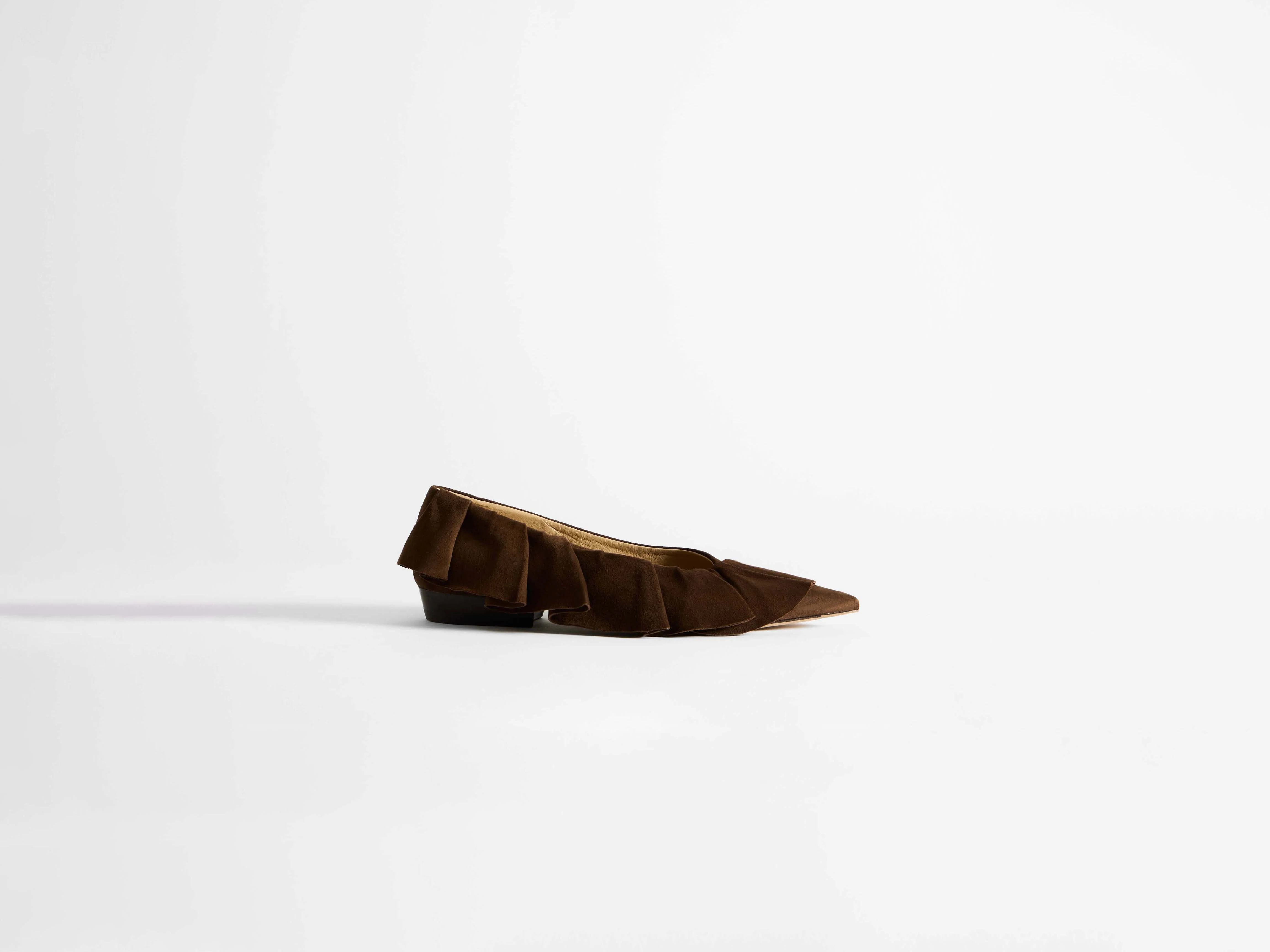 WOMENS RUFFLE BALLERINA FLATS IN BROWN - Image 7
