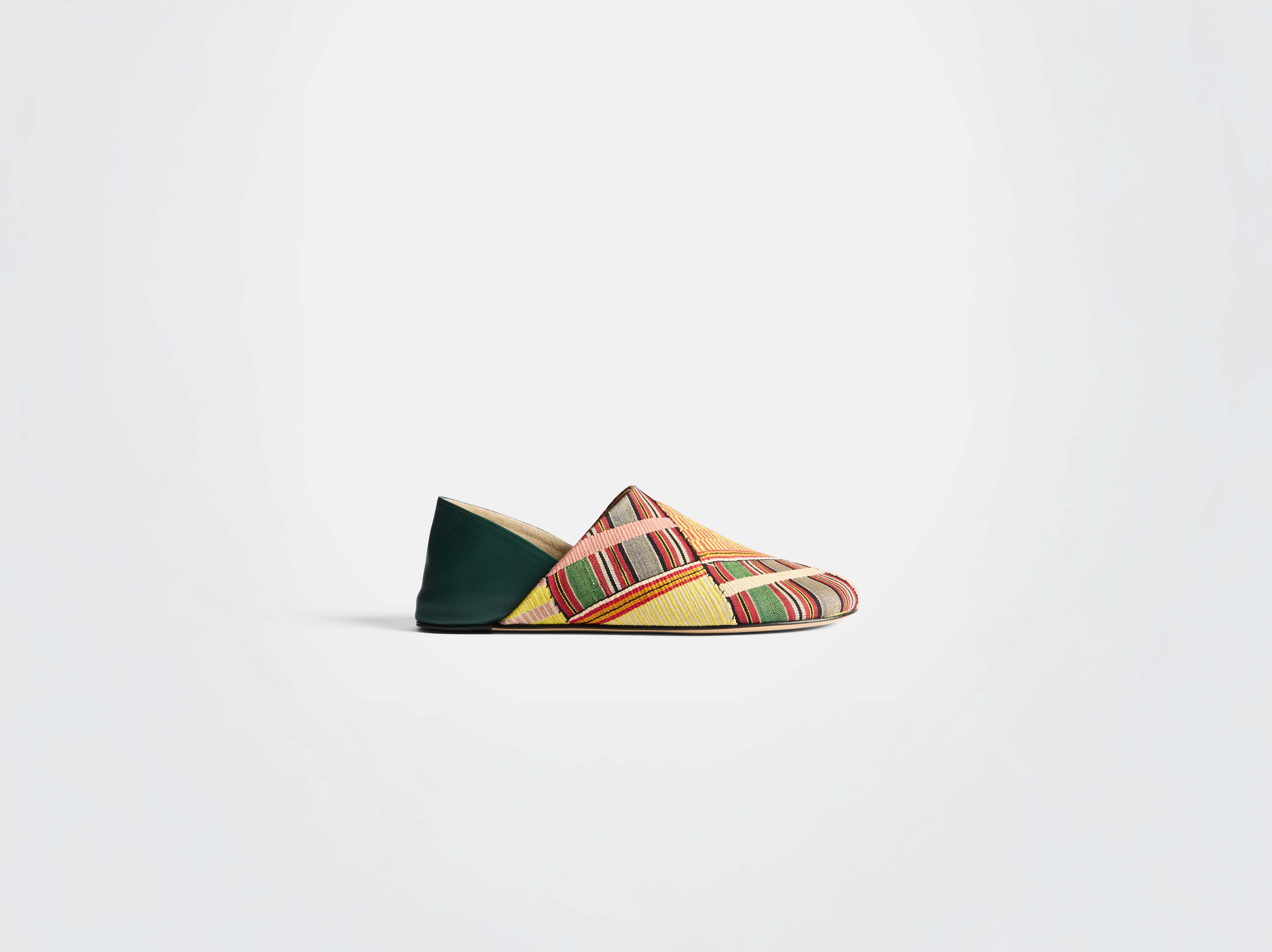 WOMENS SLIPPER MULES IN GREEN/MULTI - Image 4