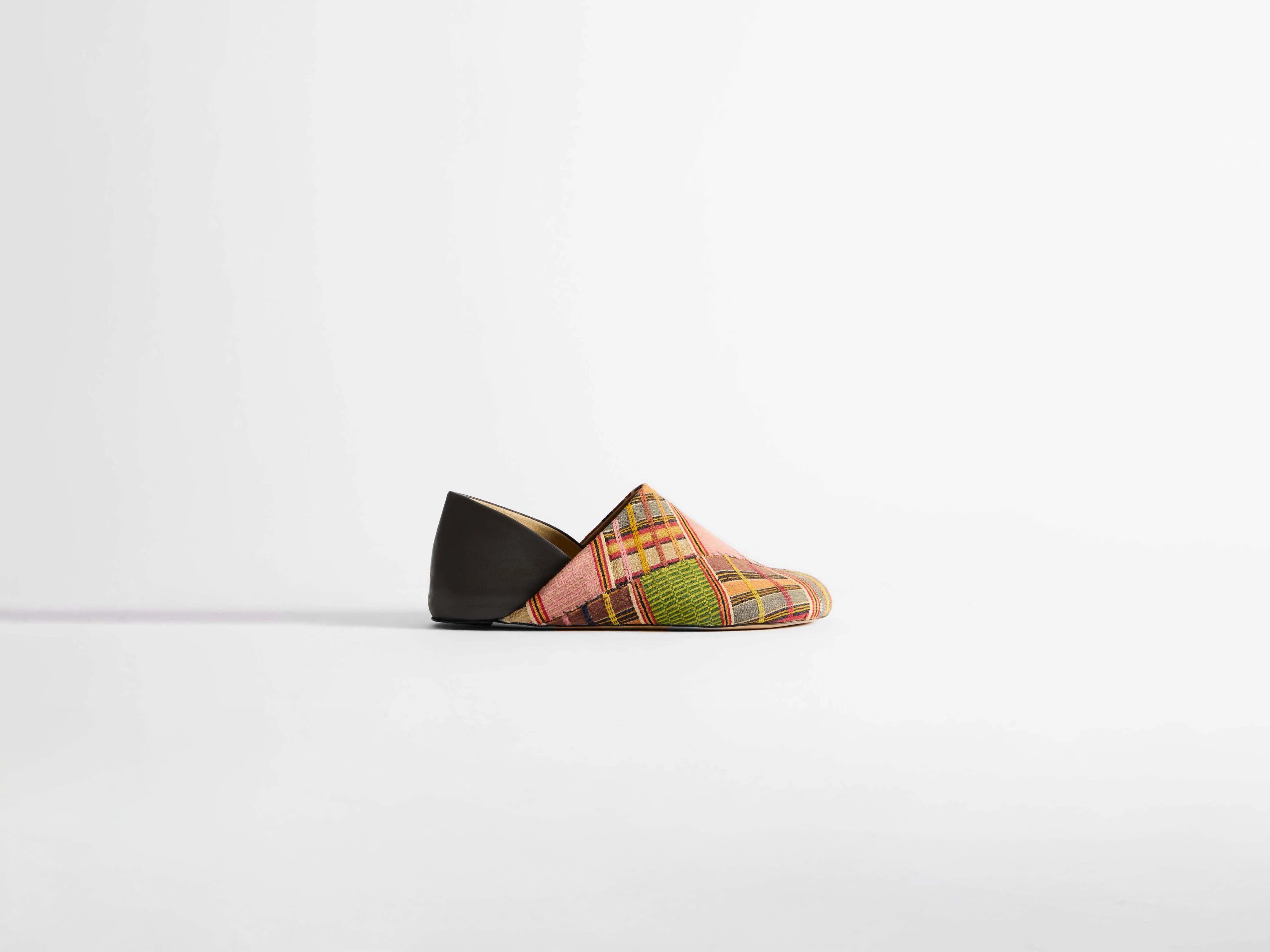 WOMENS SLIPPER MULES IN MULTI - Image 4