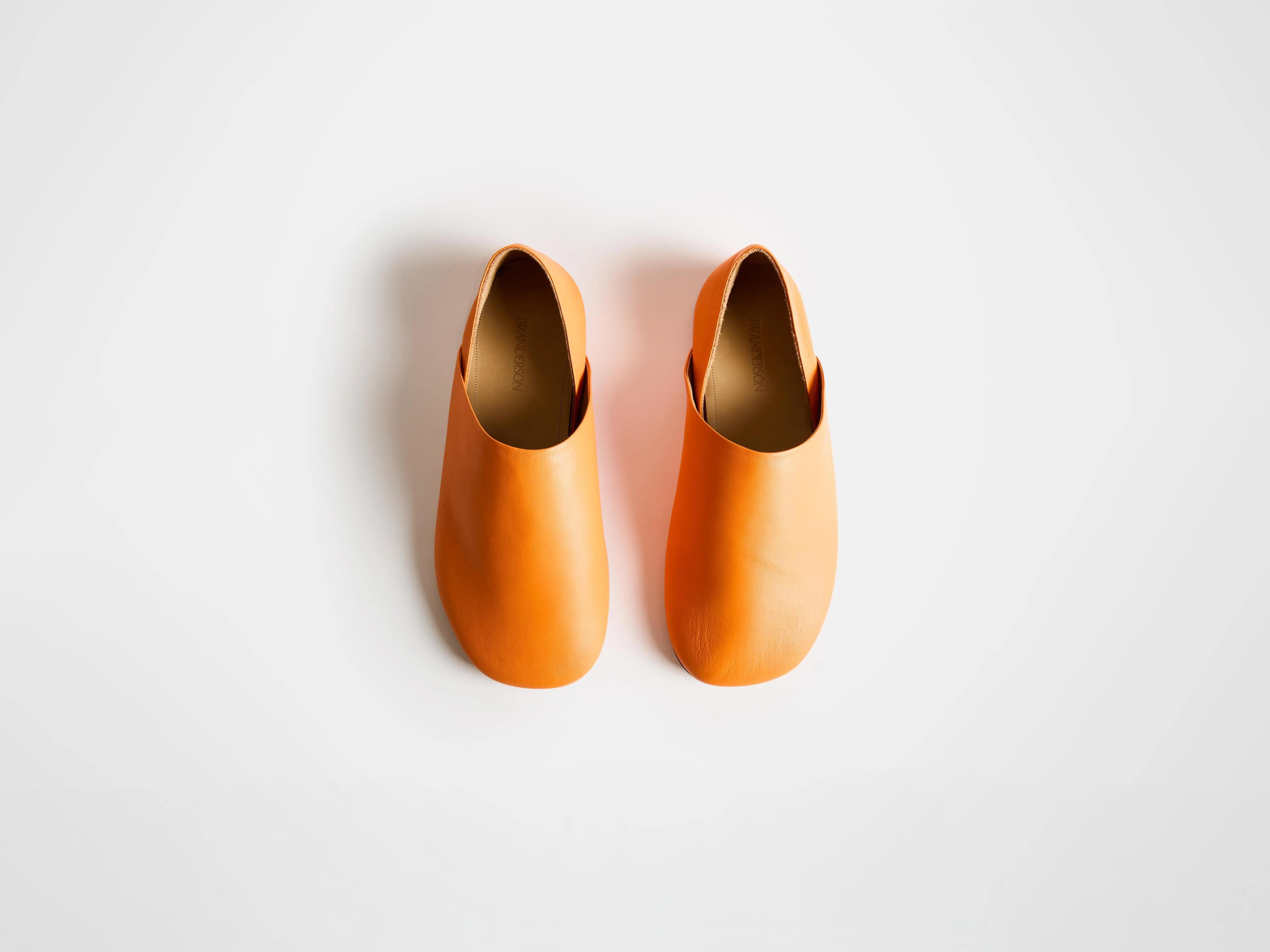 WOMENS SLIPPER MULES IN ORANGE - Image 2