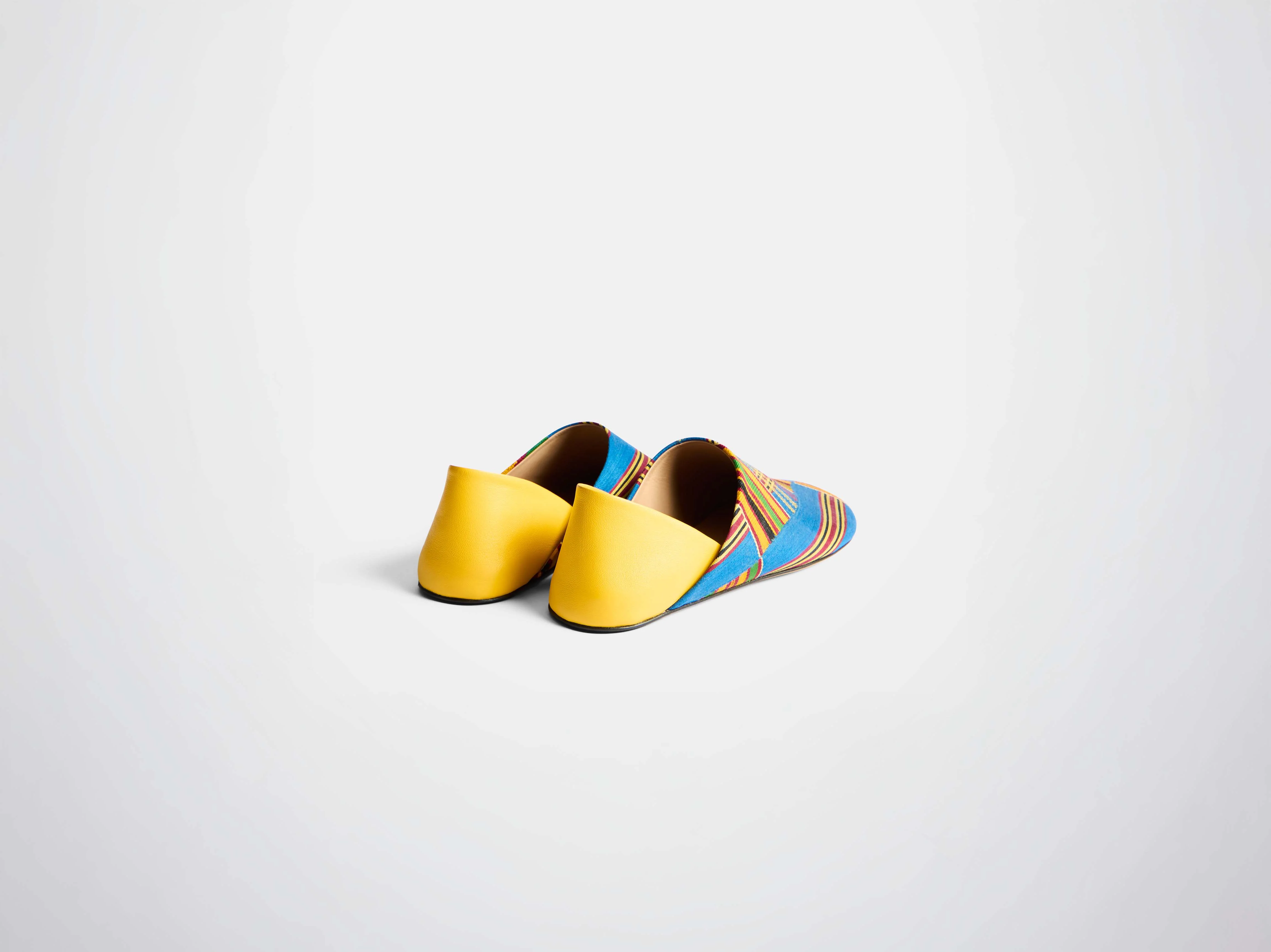WOMENS SLIPPER MULES IN YELLOW MULTI - Image 3