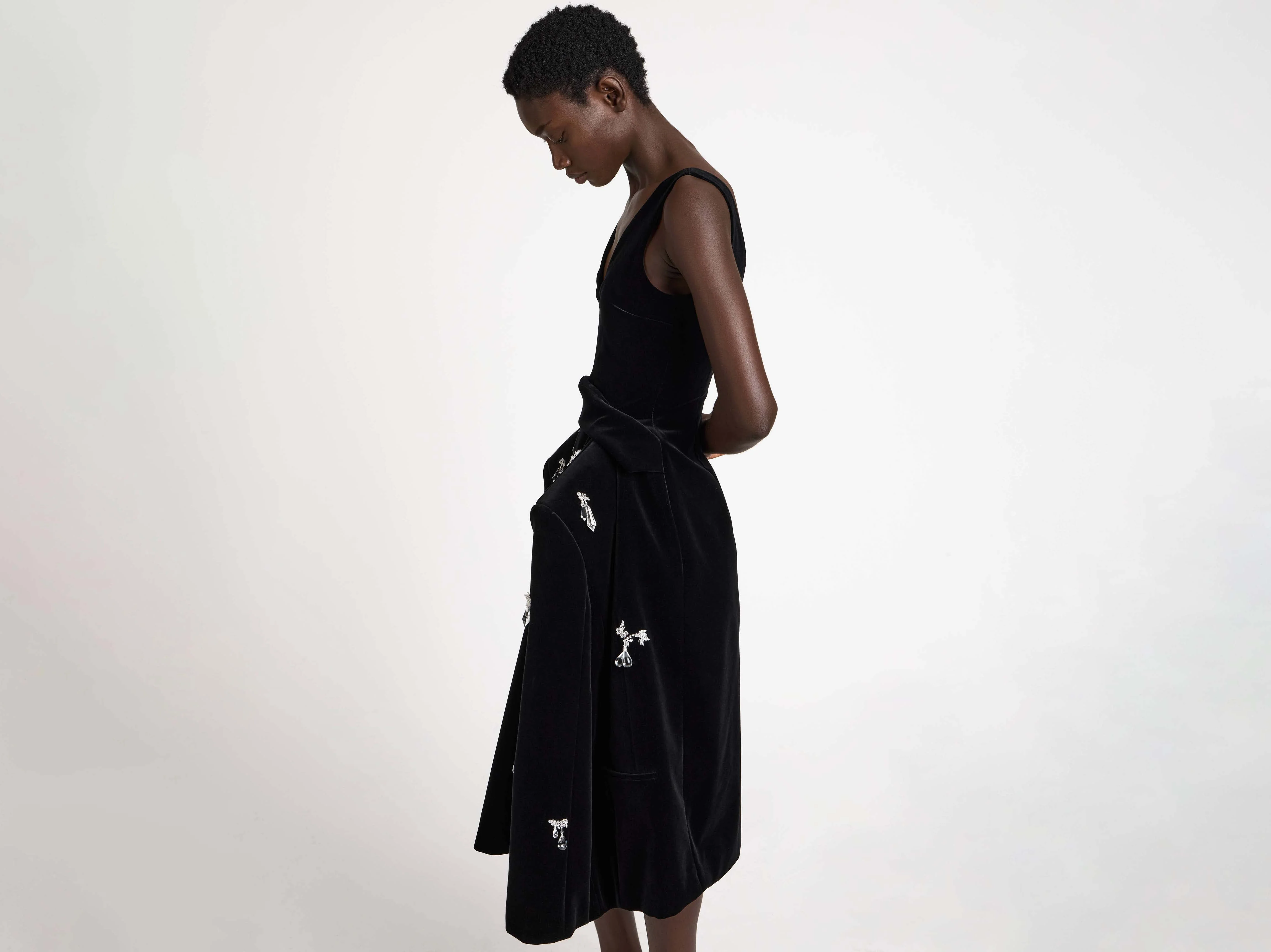 WOMENS STRUCTURED EMBELLISHED DRESS IN BLACK - Image 3